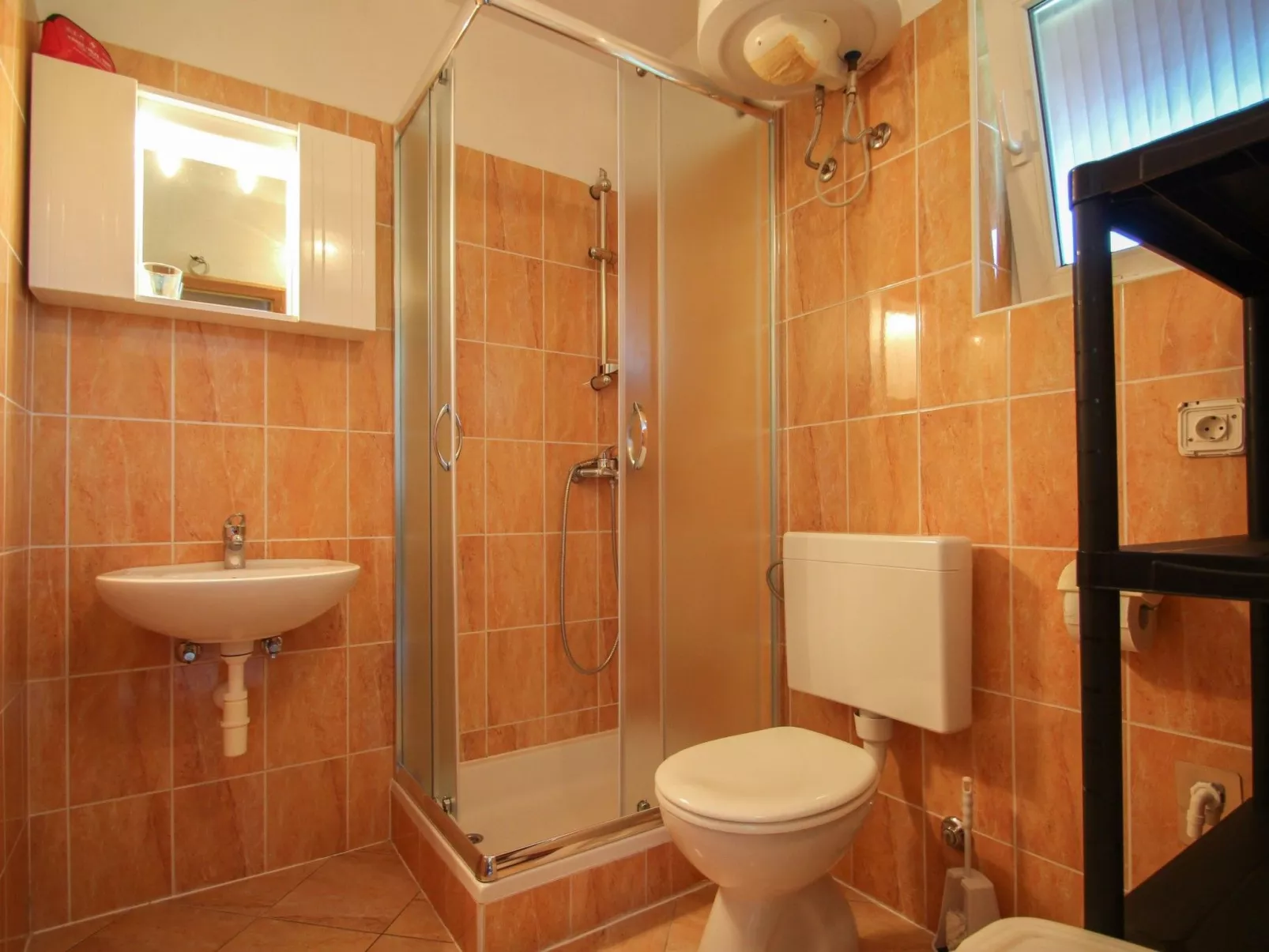 Appartement David 1 für bis zu 3 Personen mit Terrasse - Drinnen