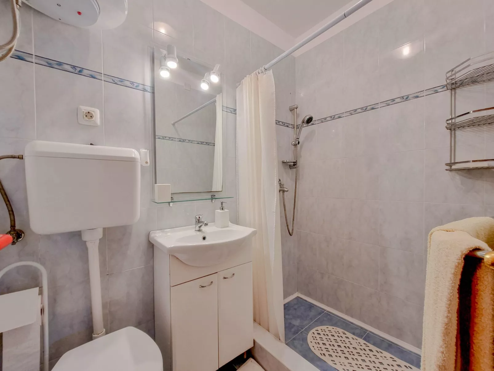 Nerina für 4 Personen - Dedans