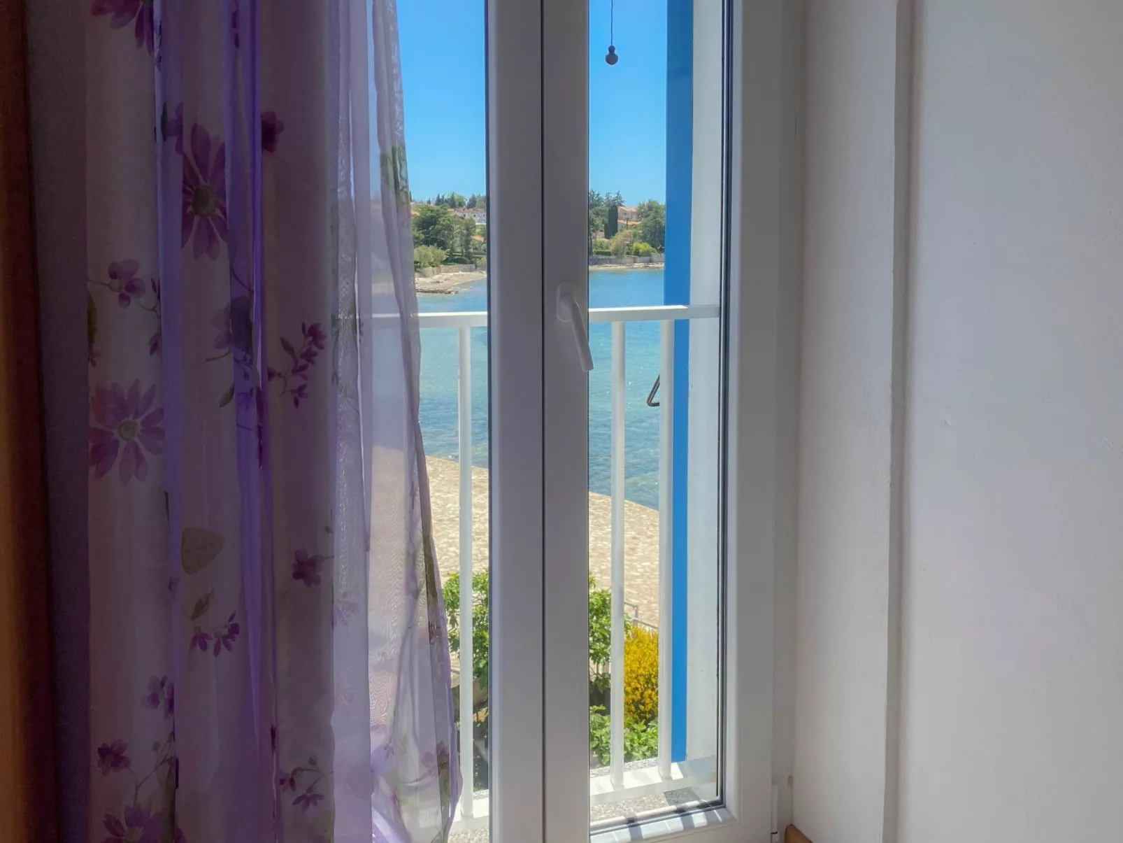 "Belvedere gore" - Inside