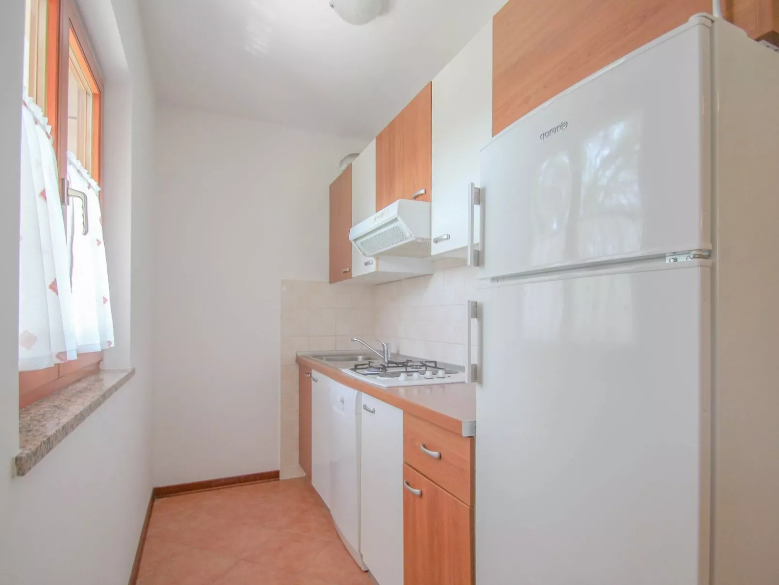 Wohnung "Timea 4" mit Terrasse - Dedans