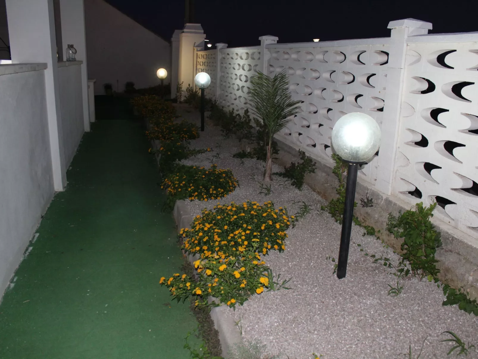 BnB Gästezimmer direkt am Meer - Outside