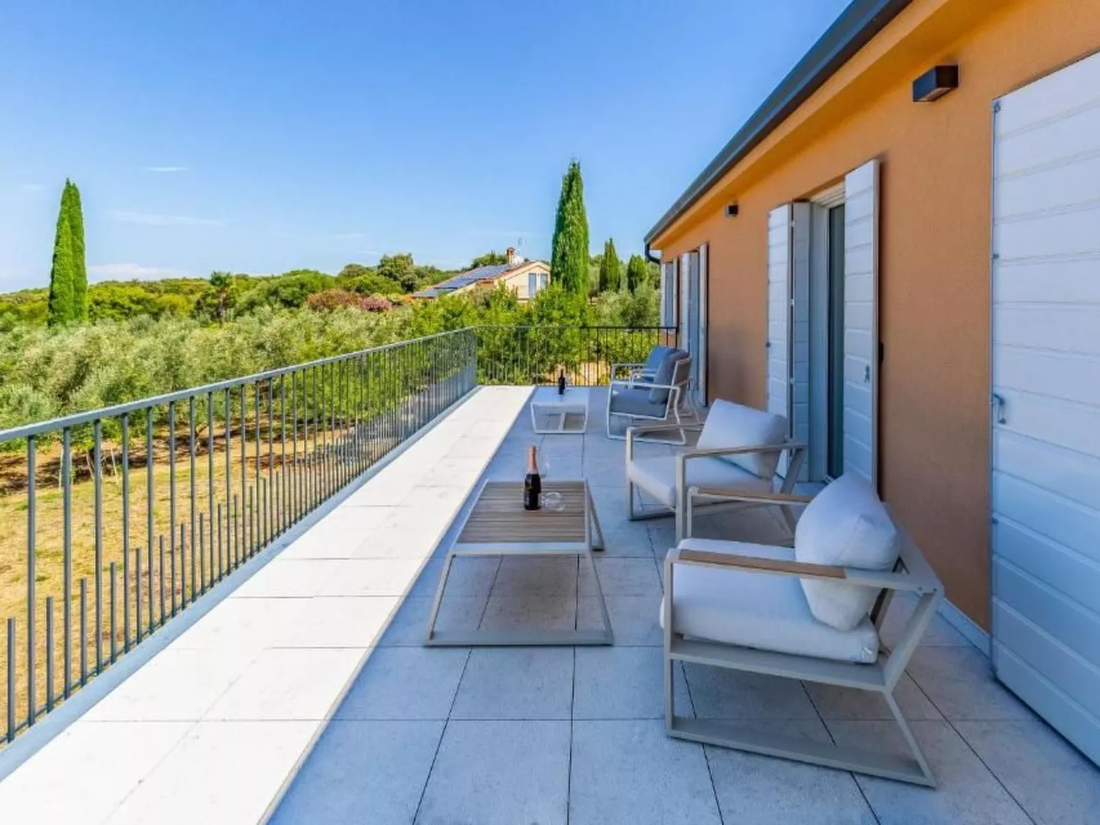 Zimmer "Olivengarten" mit Meerblick - Inside