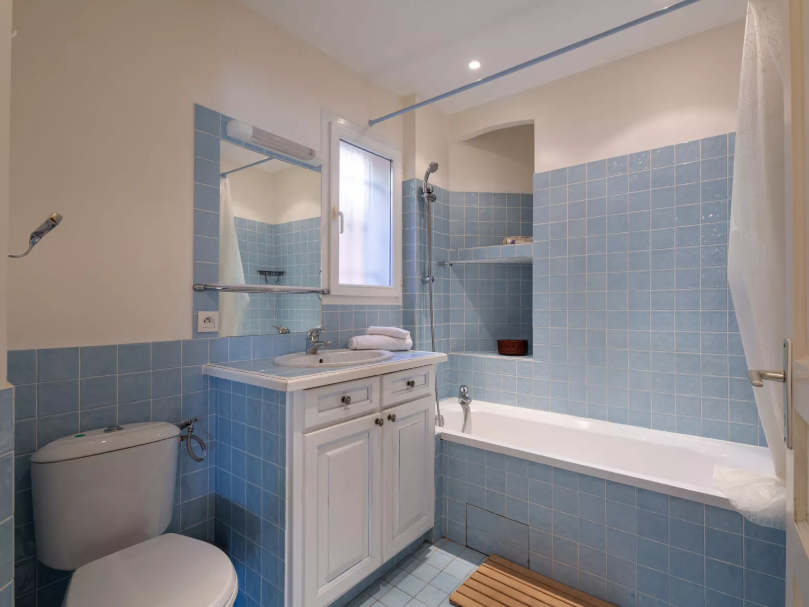 La Figuière - Inside