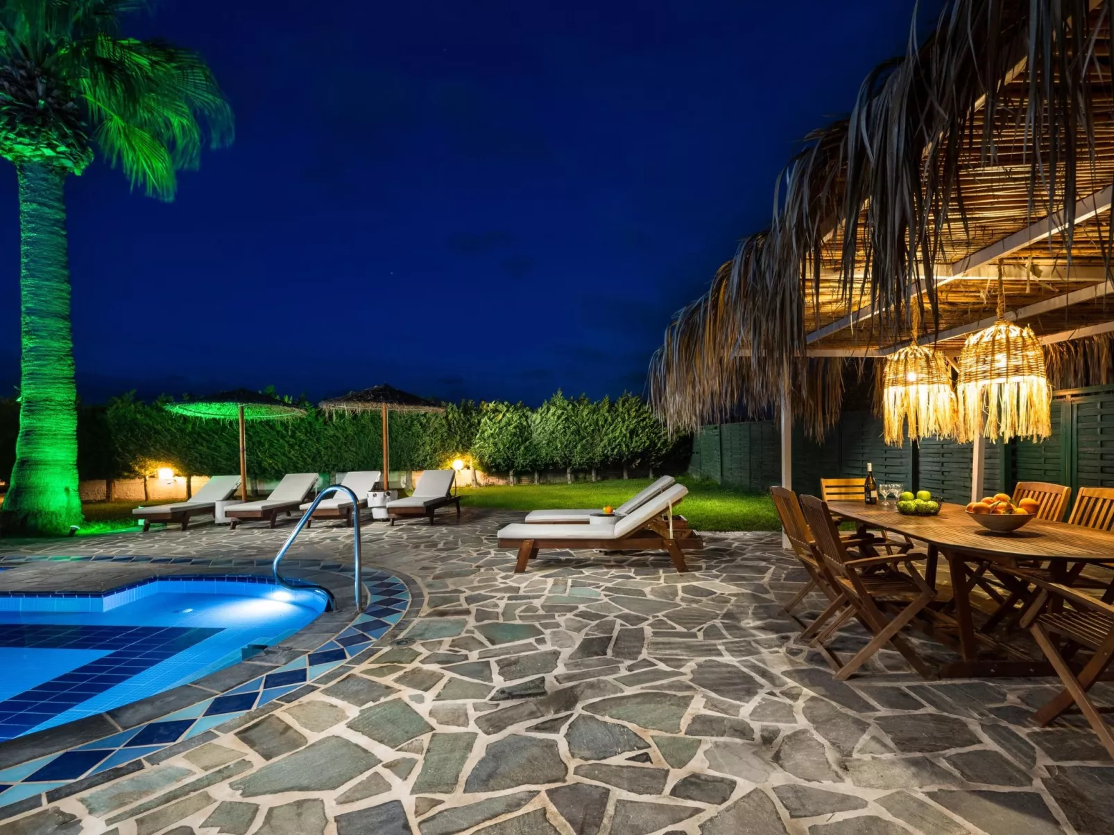 Villa "Villa Palmeras" mit eigenem Garten und Grill - Draußen