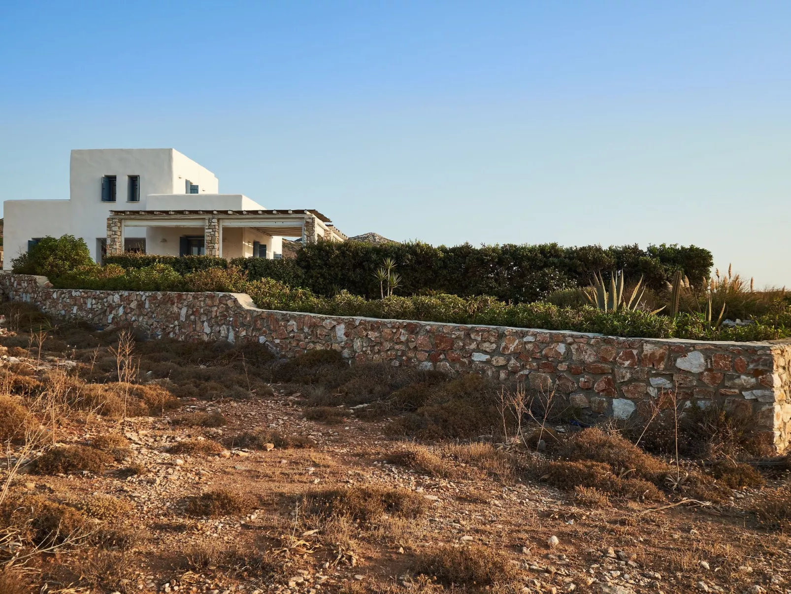 Große, komfortable Pool-Villa, Strand zu Fuß erreichbar - Draußen