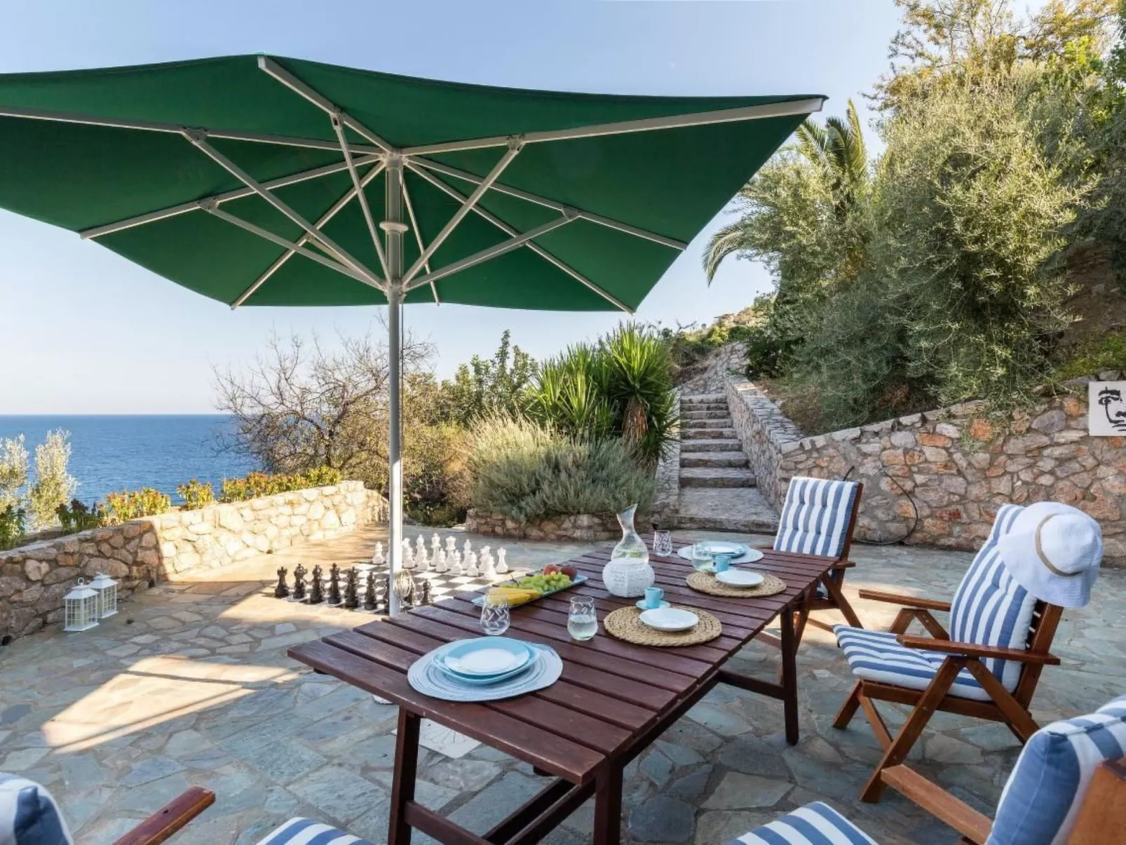 Salvador Dali Villa - Outside