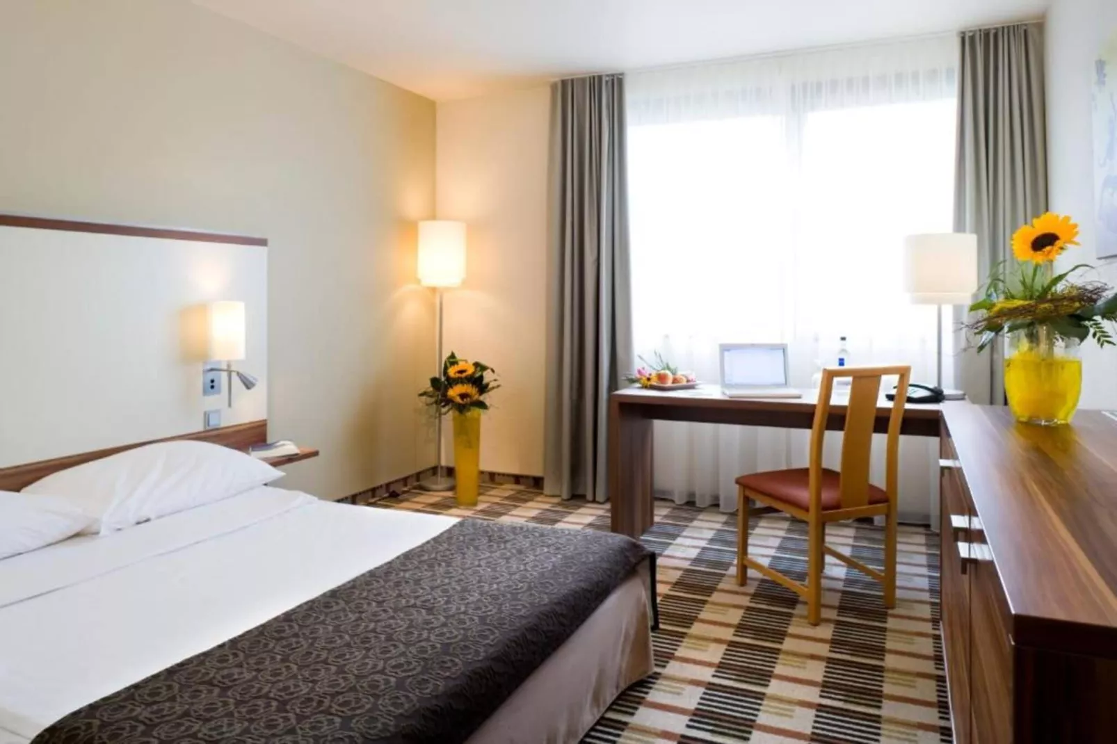 STANDARD TRIPLE ROOM - Bedroom