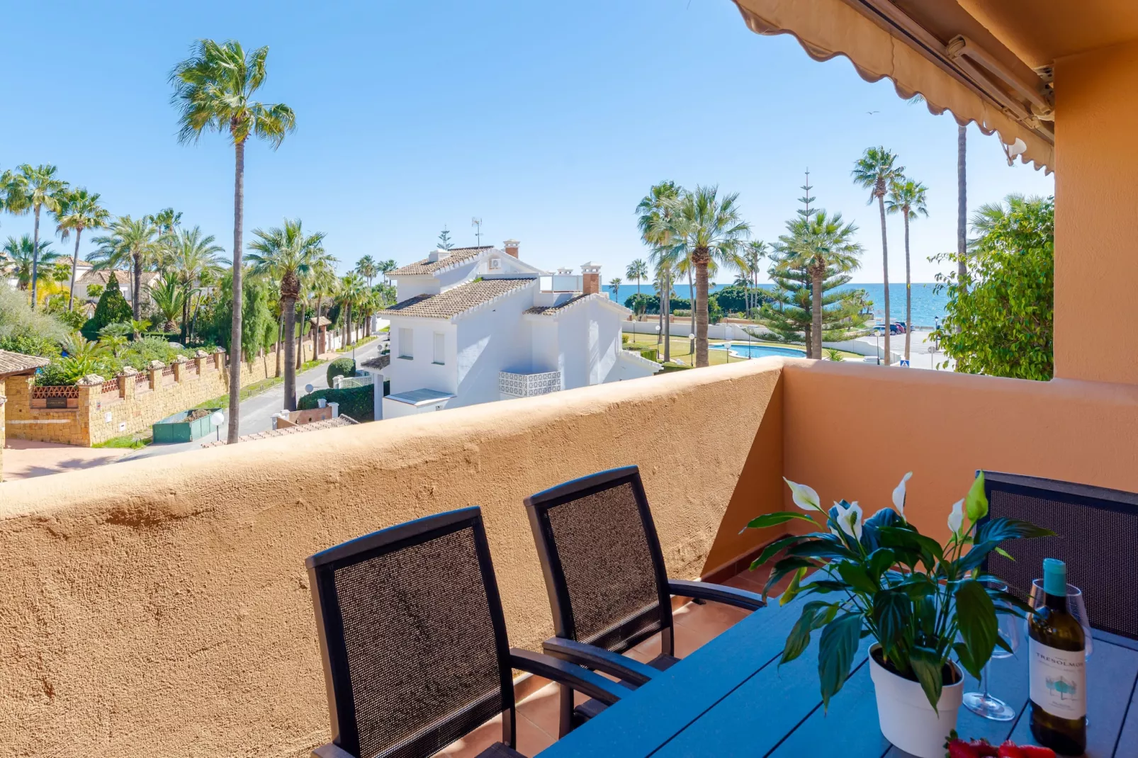 Apartment only 80 Meters from the Beach - Terrasse / balcon