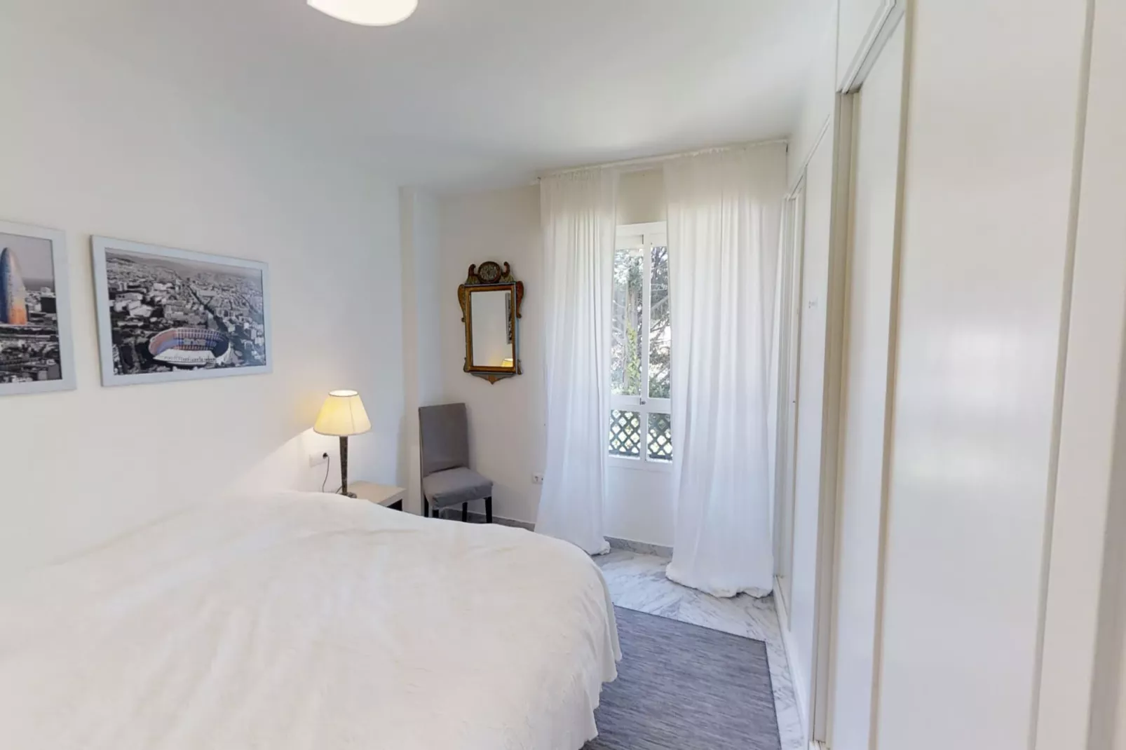 Modern Gated Apartment near Beach & Puerto Banus - Schlafzimmer