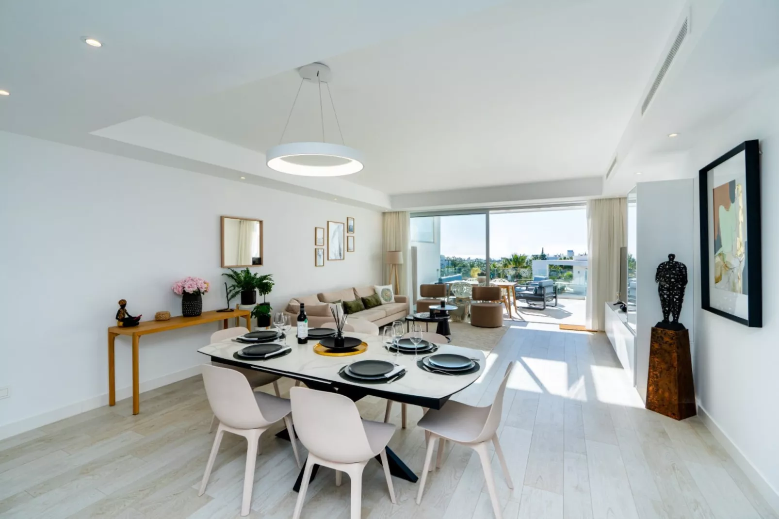 Stylish 2-Bed Apartment | Alcazaba Lagoon (1713) - Salon
