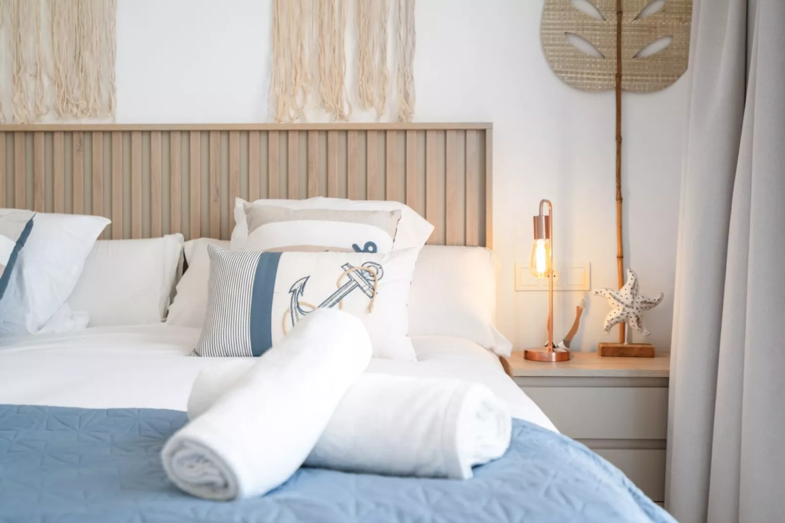 Modern 3-pax Apt & Solarium ALCAZABA LAGOON (2023) - Chambre