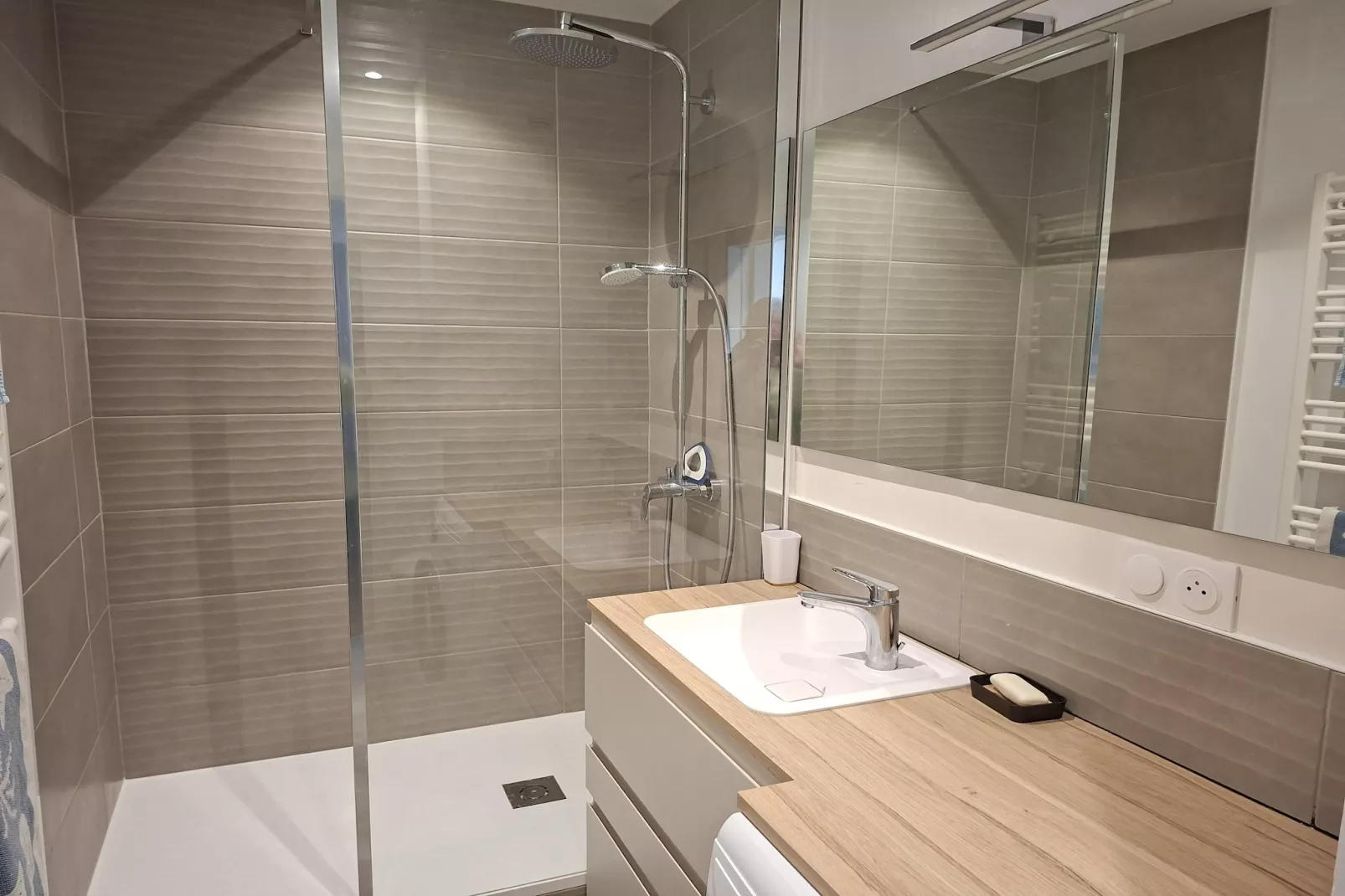 Ferienwohnung in Plougonvelin - Badezimmer