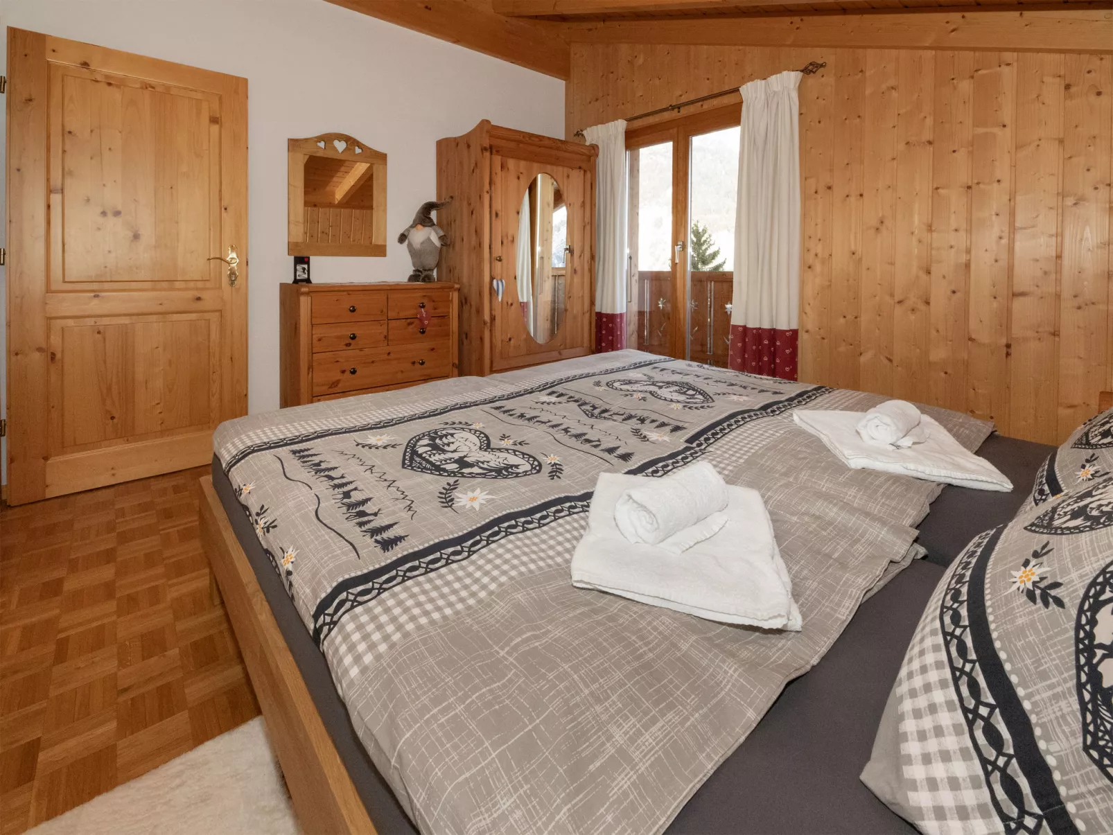 Ecureuil noir - Inside