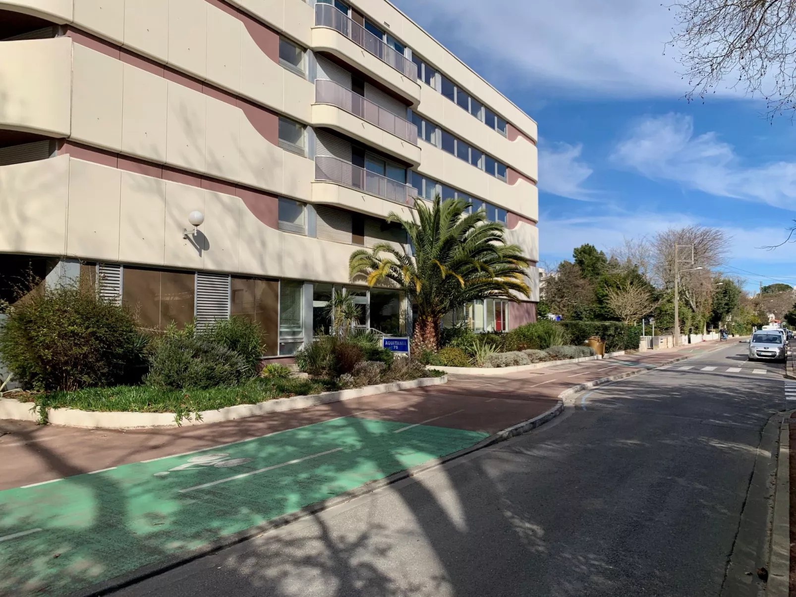 Aquitania - Draußen