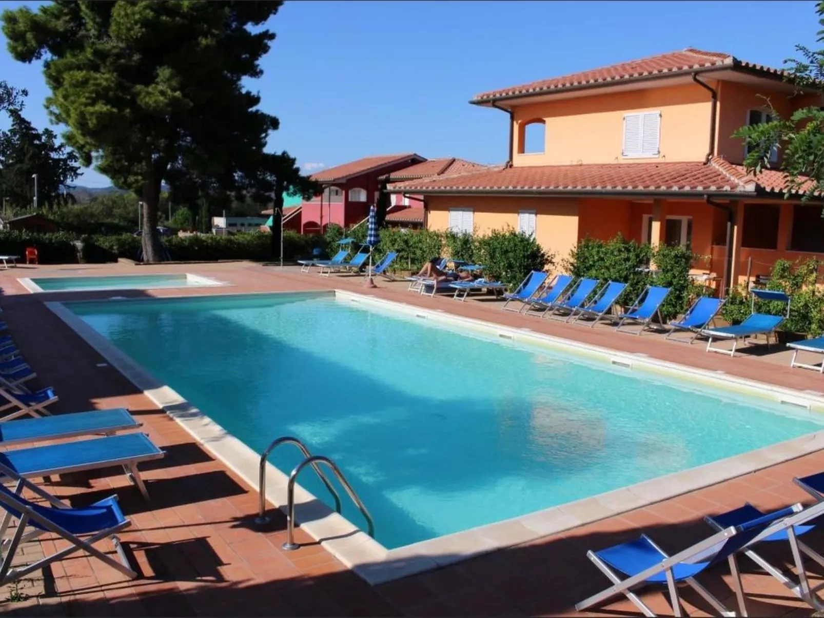 Aba Village - Draußen