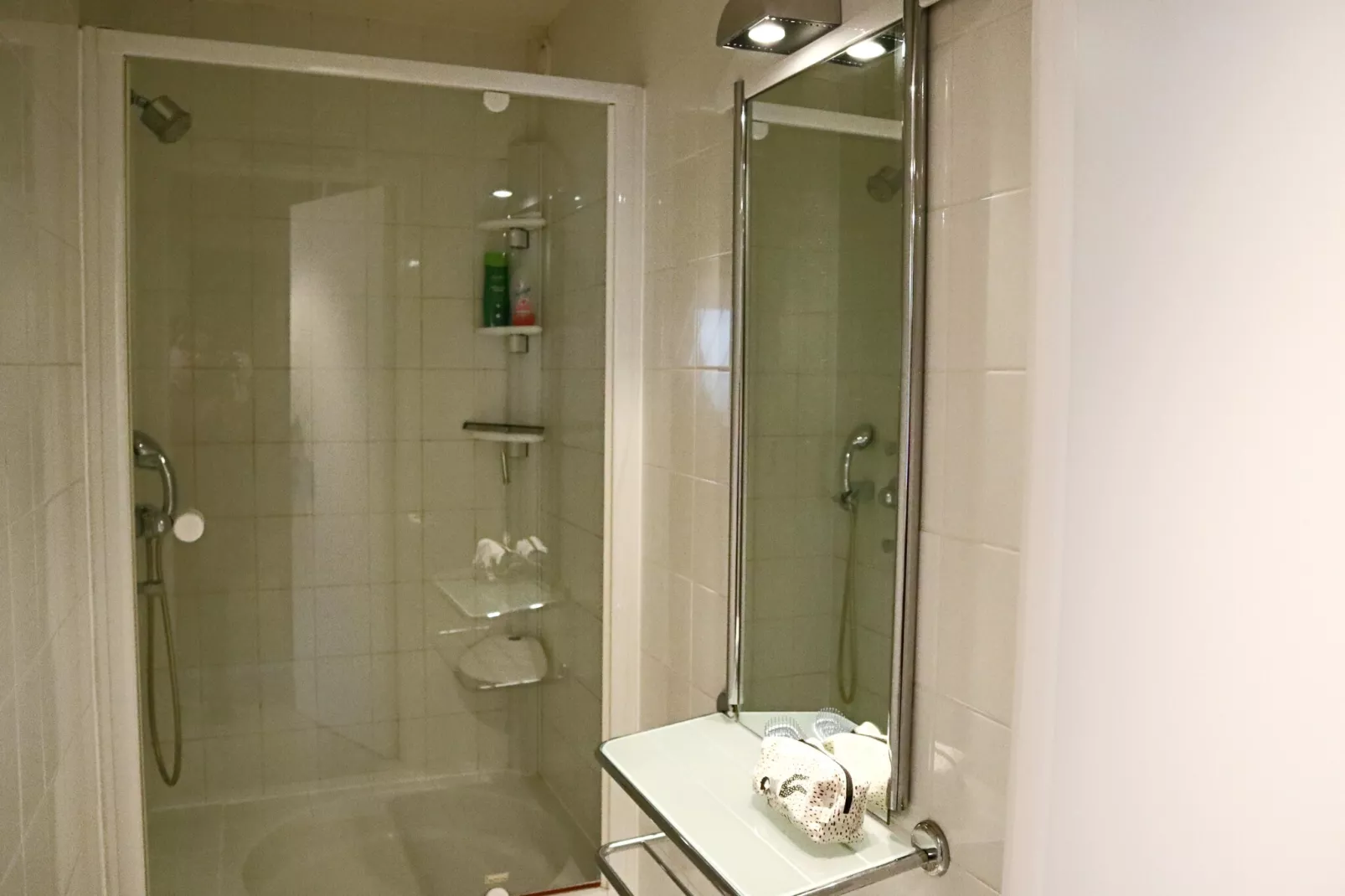 SCORPIO A 0901GAR - Badezimmer