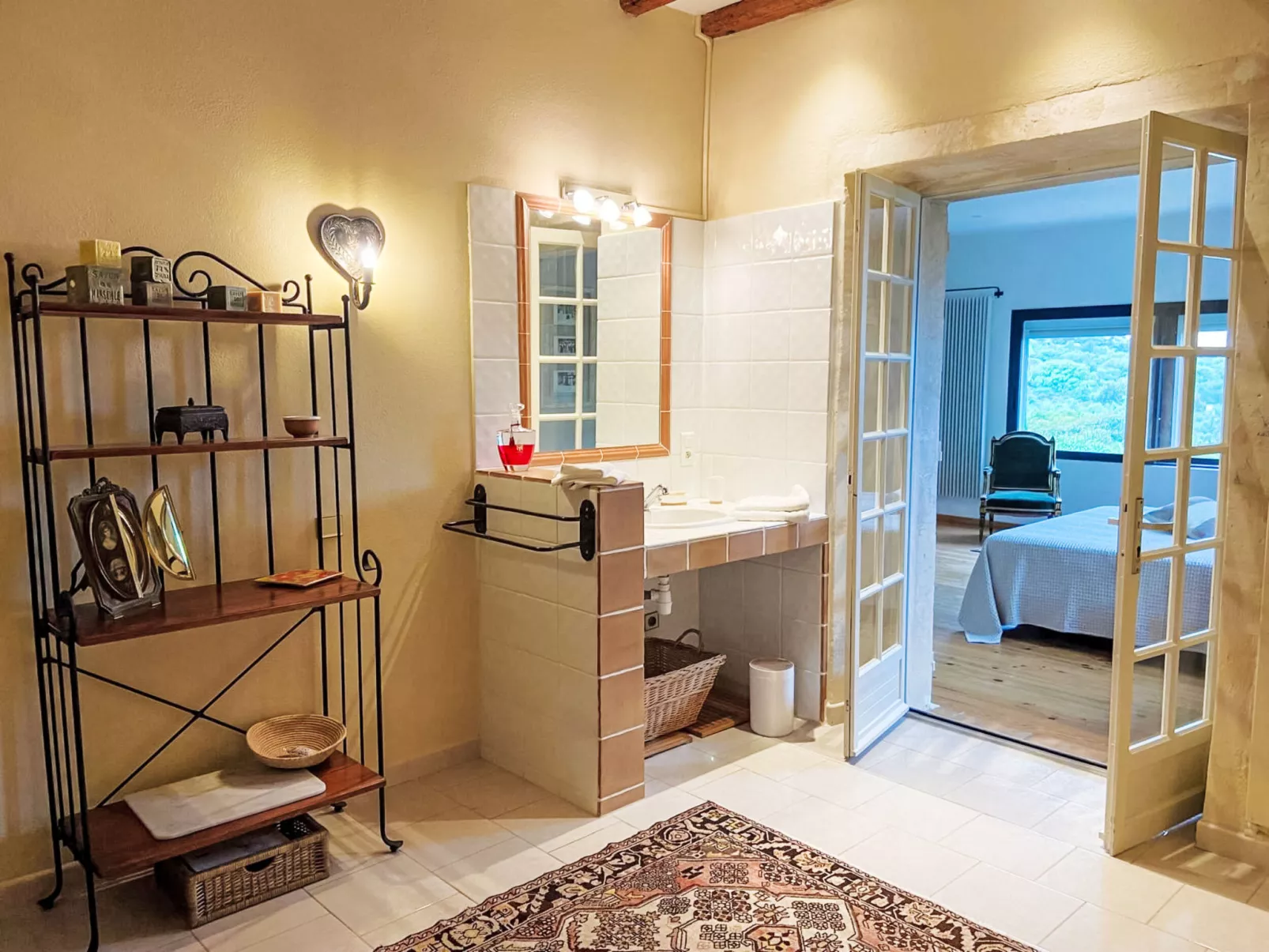 Mas du Castelet - Drinnen