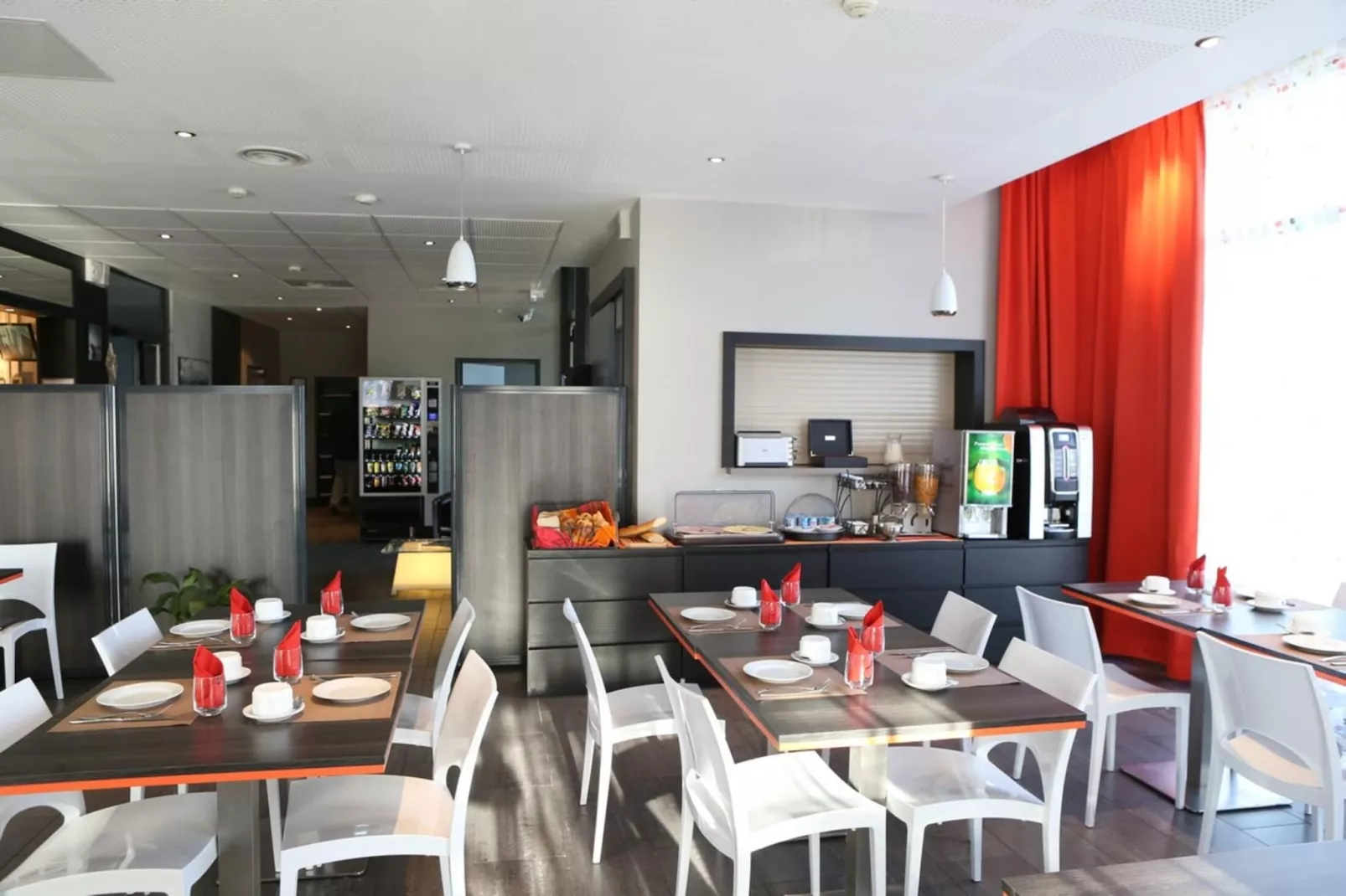 Adonis Paris Double Studio - Ausstattung