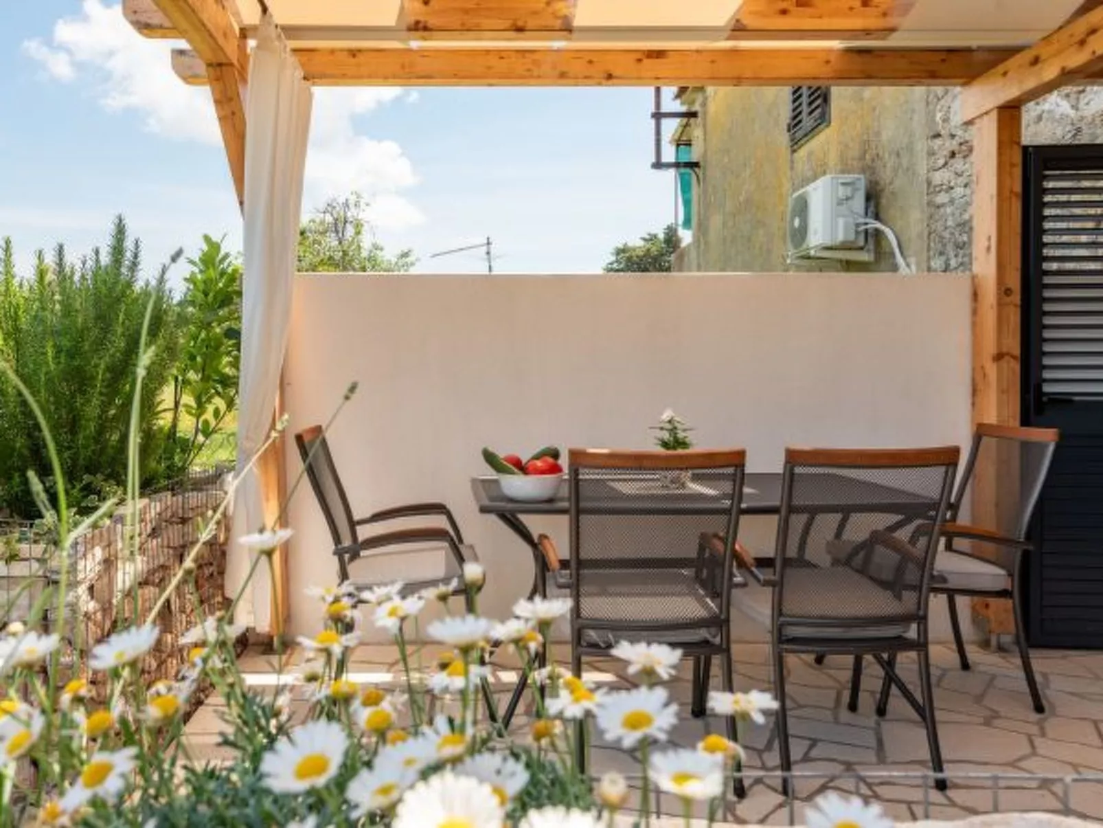 Apartment Varos 2+1 with shared pool - Image-tags.info