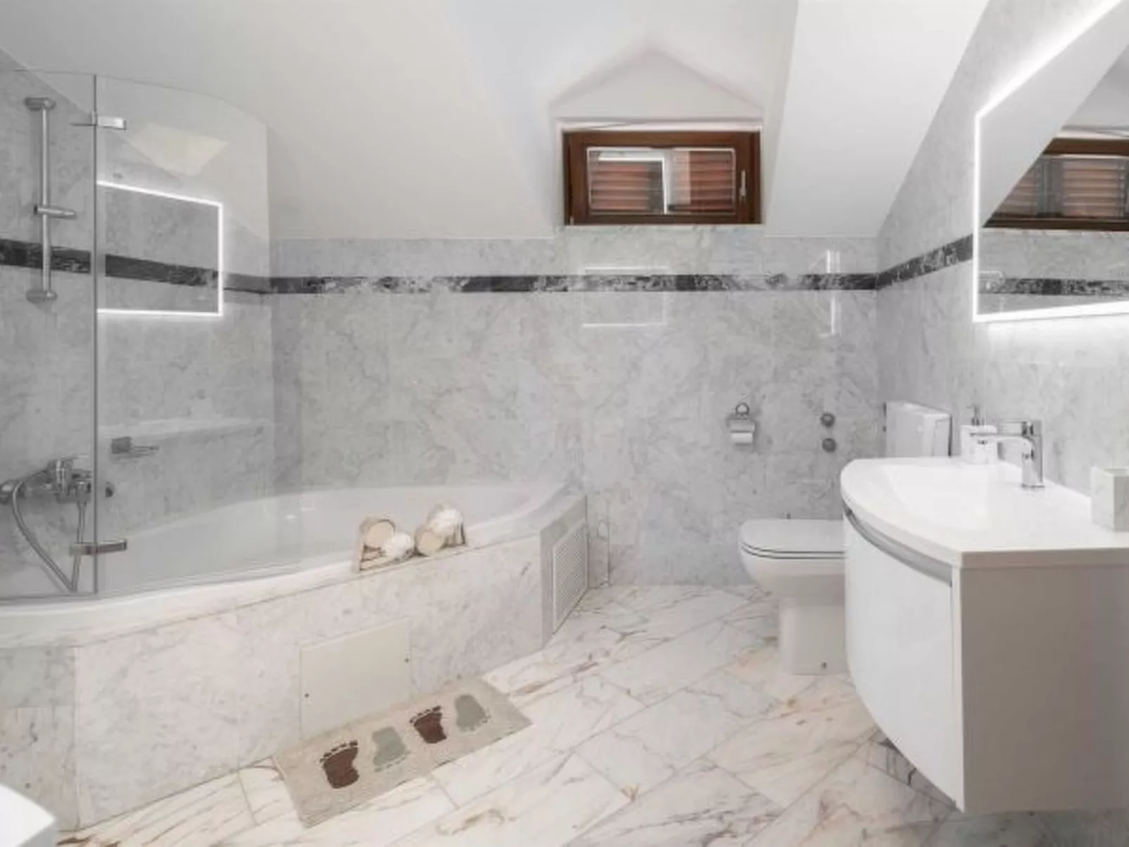 Charming Villa Rea, 8+2 with heated pool - Image-tags.info