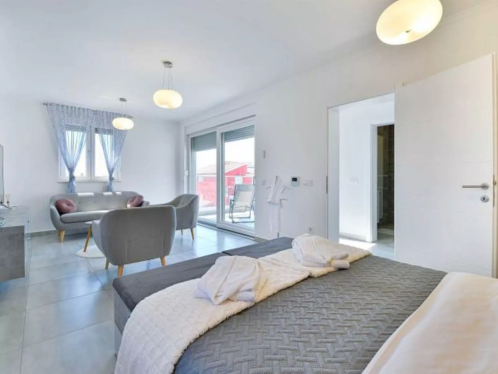 Penthouse Laudato with jacuzzi - Image-tags.info