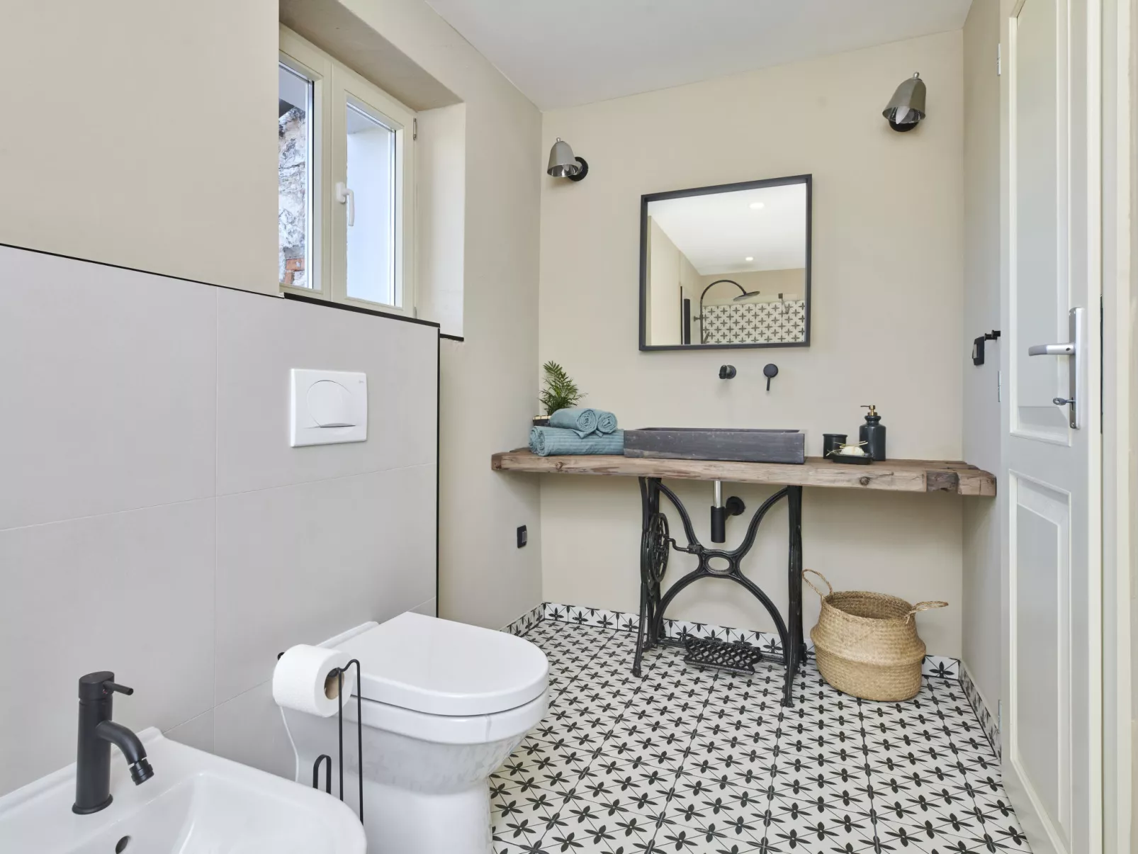 Mediterranea - Dedans