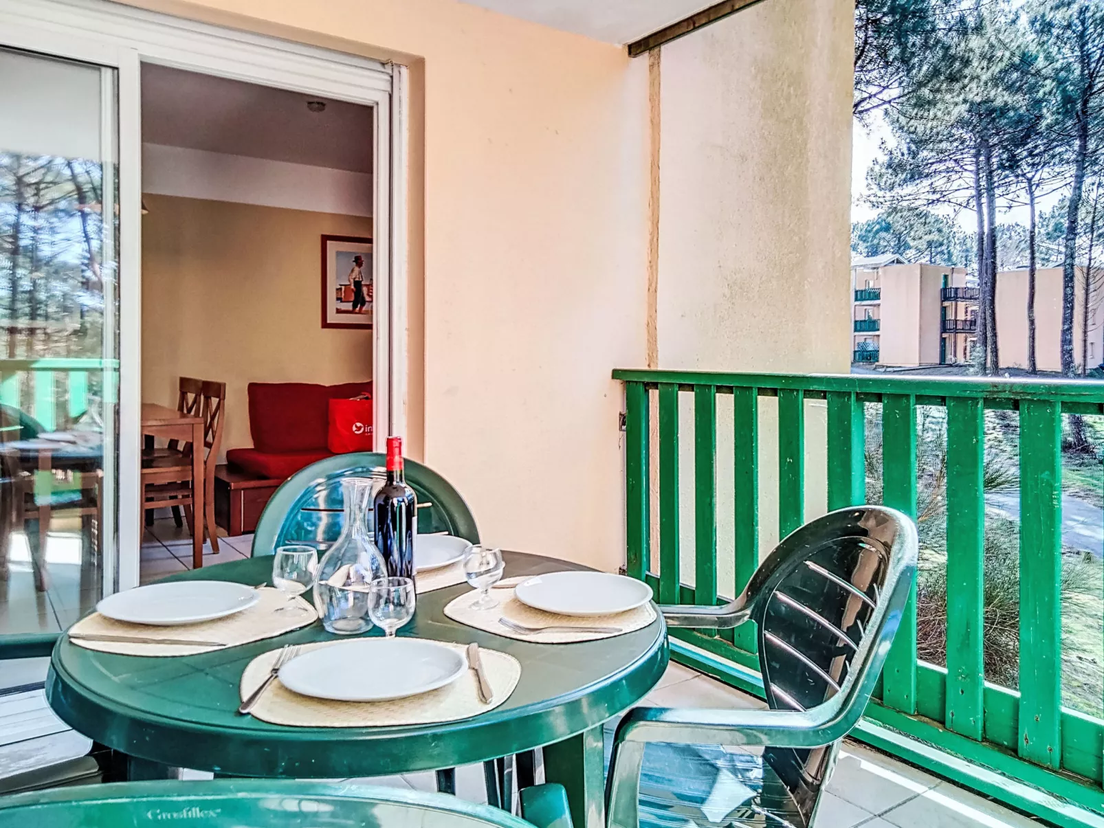 Les Grands Pins - Dedans