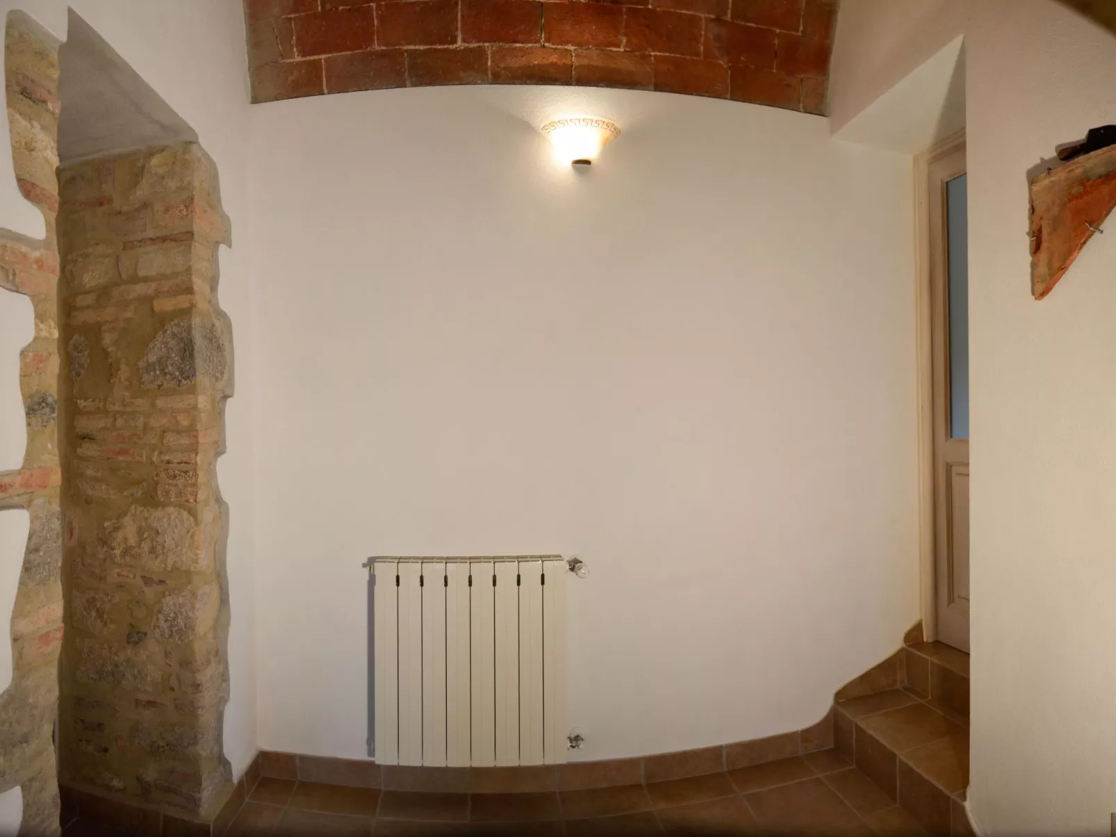 In Montecastelli Pisano mit beheiztem Whirlpool - Dedans