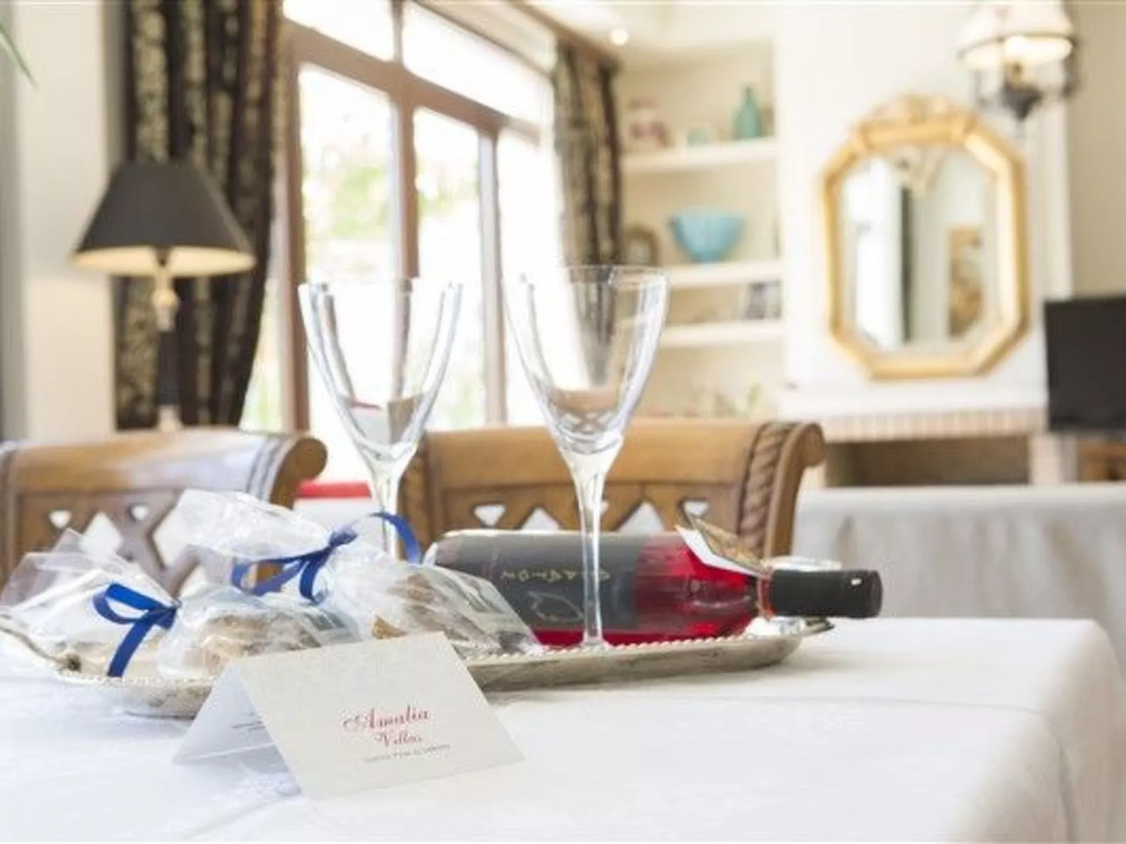 Finca "Iris" mit Infinity-Pool - Drinnen