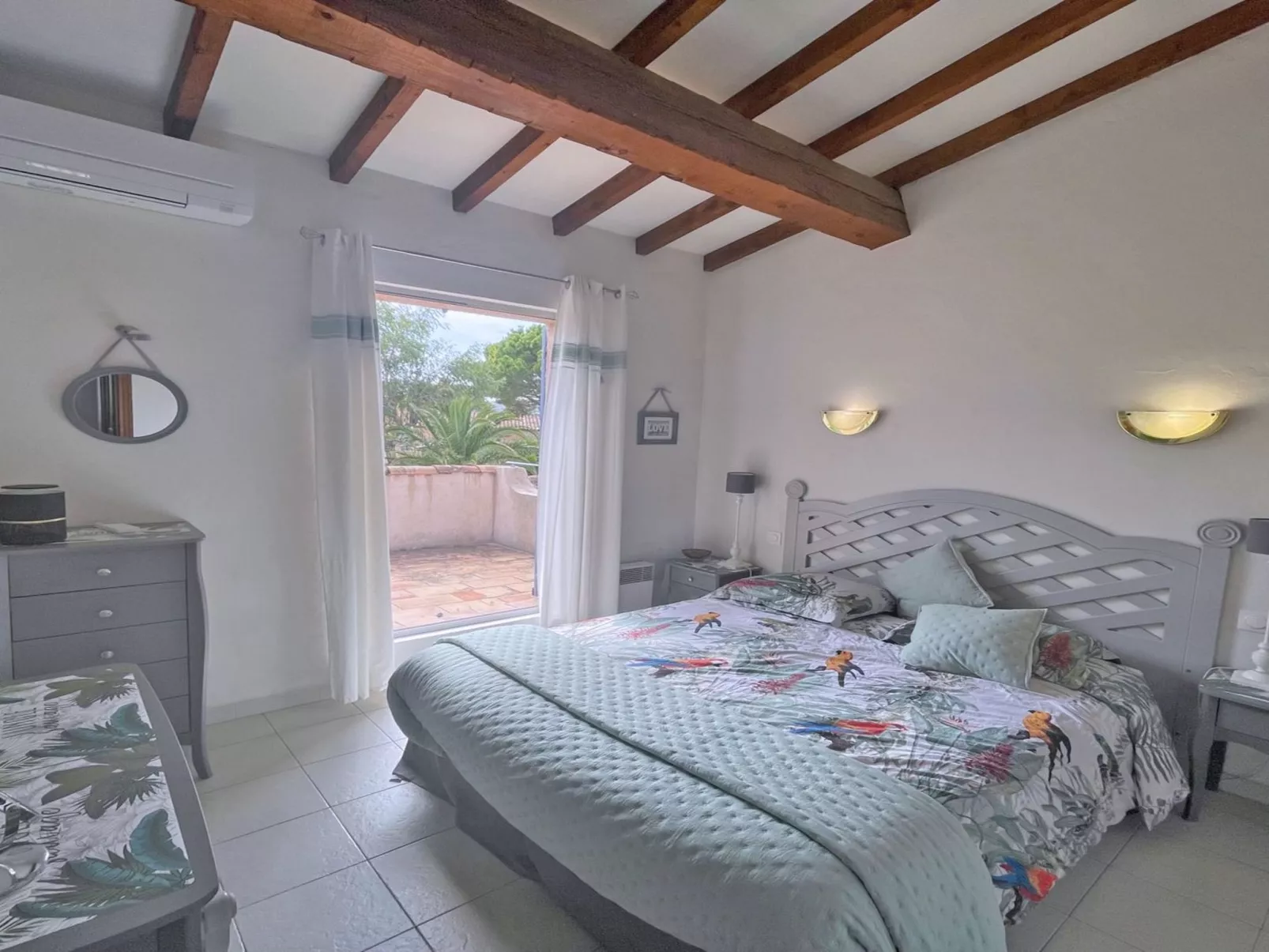 Mazets du soleil 6 Pers - Privates Schwimmbad - WiFi - Drinnen