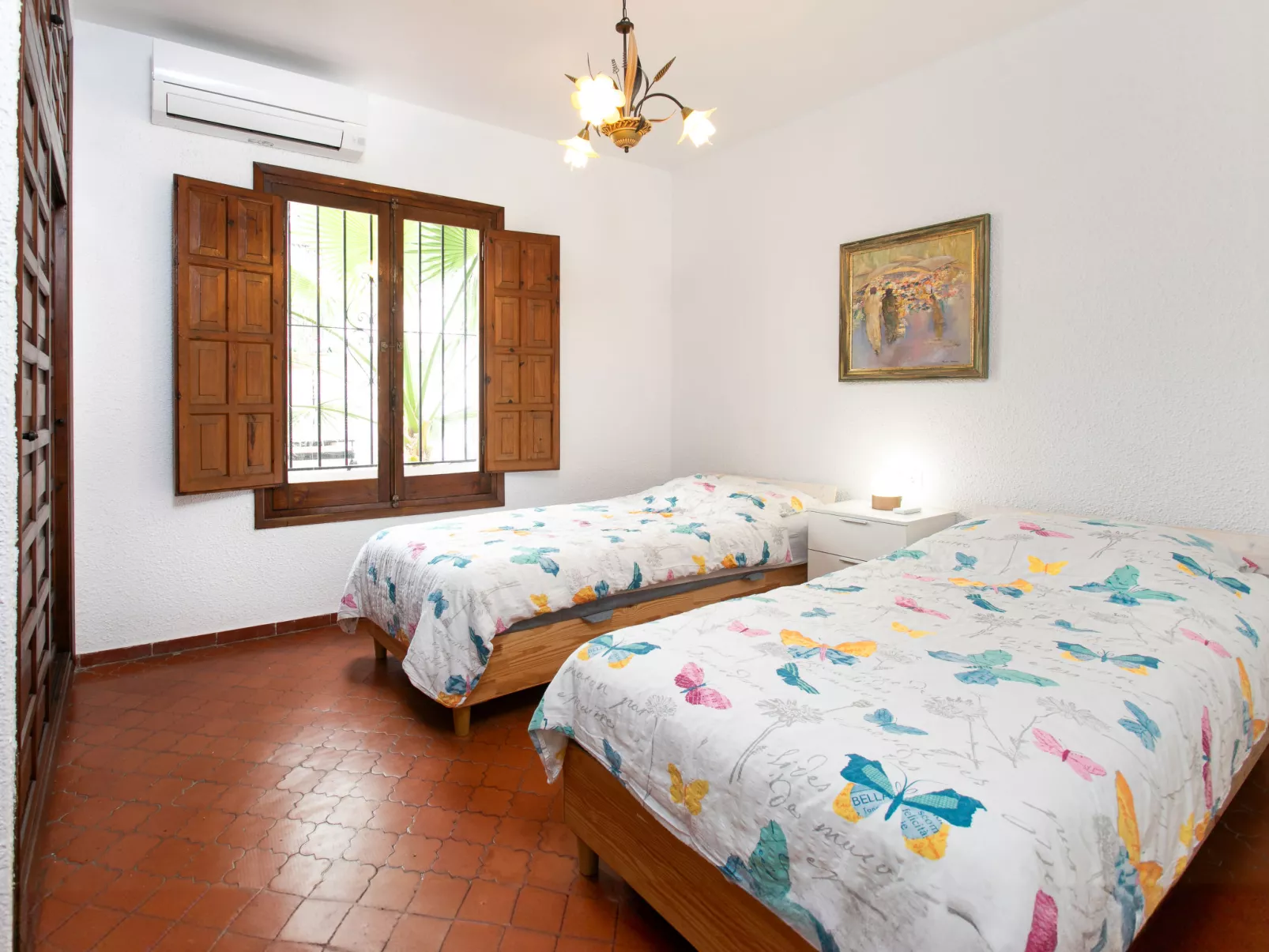 Nerja Beach Center - Inside