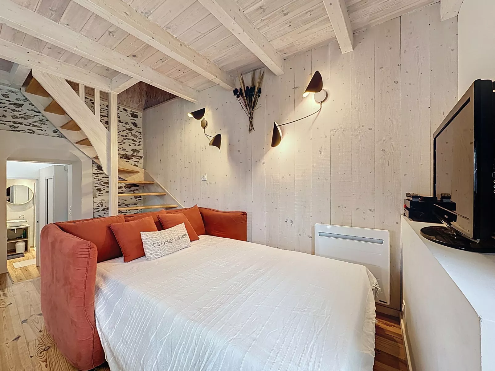 Le Saint Gilles - Drinnen