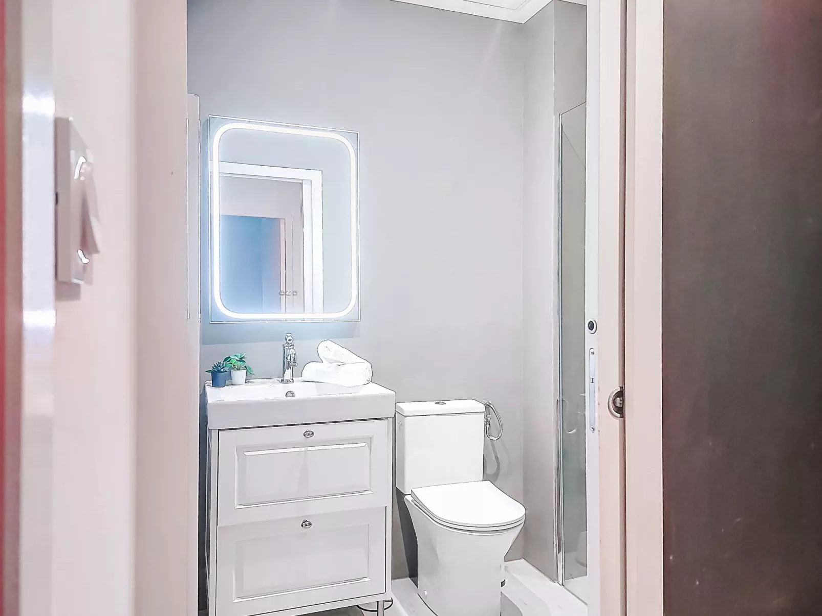 Les Cariatides 6 - Drinnen