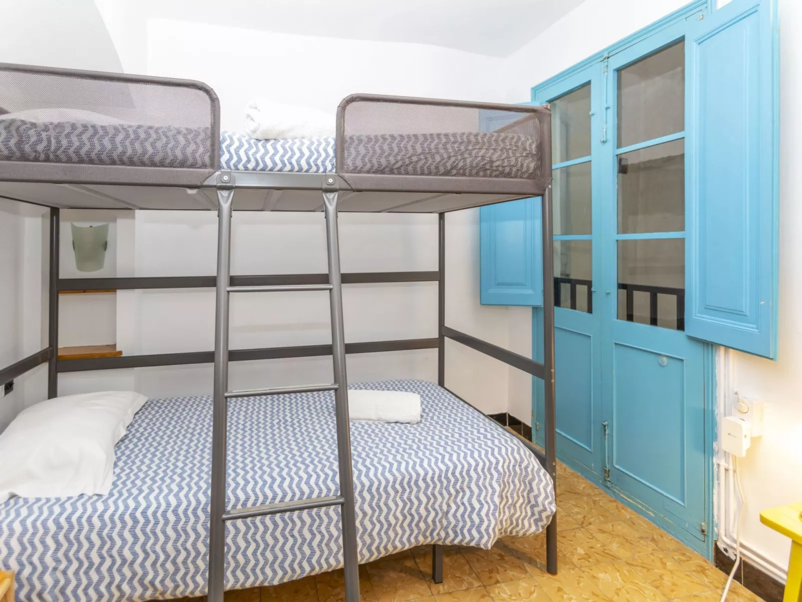 Urban Plaza Palafrugell - Drinnen