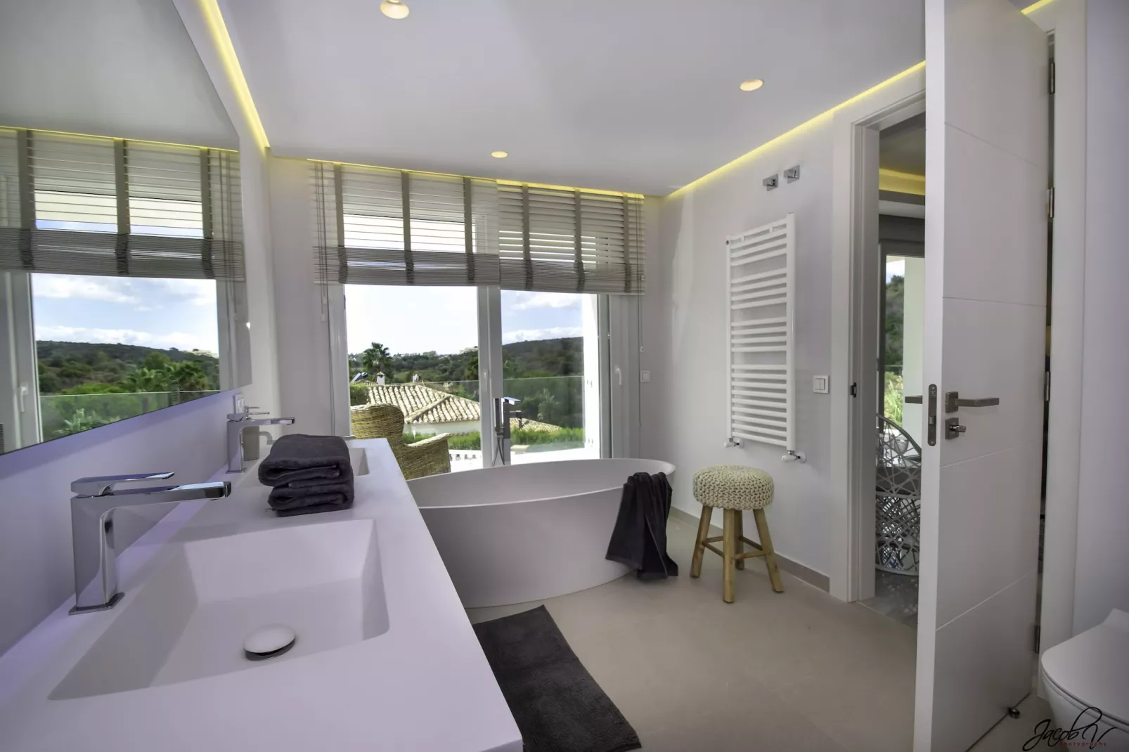 Tranquil Villa with Sea Views & Heated Pool! - Bathroom