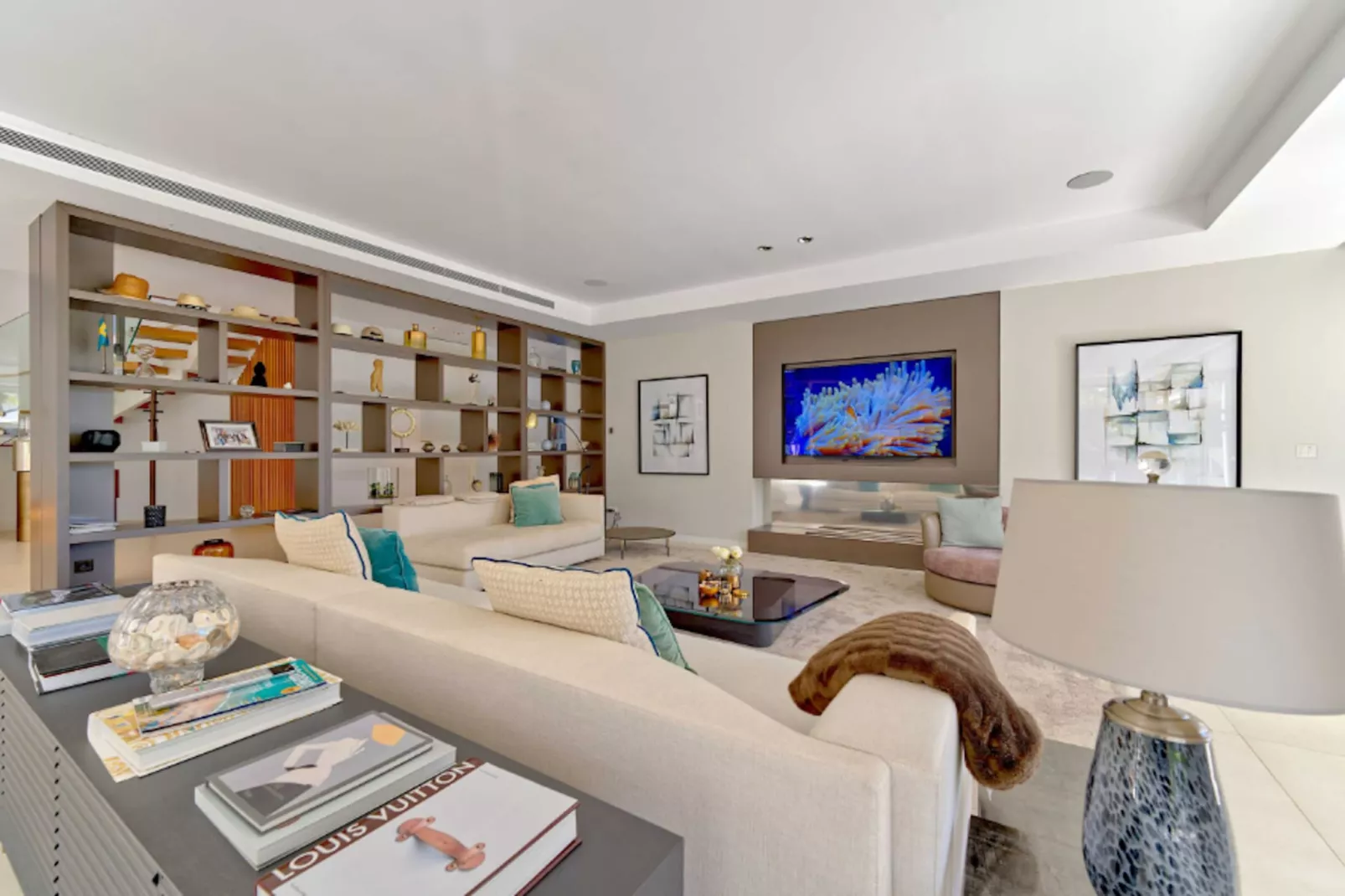 Contemporary & Very Spacious Villa Puerto Banus - Living room