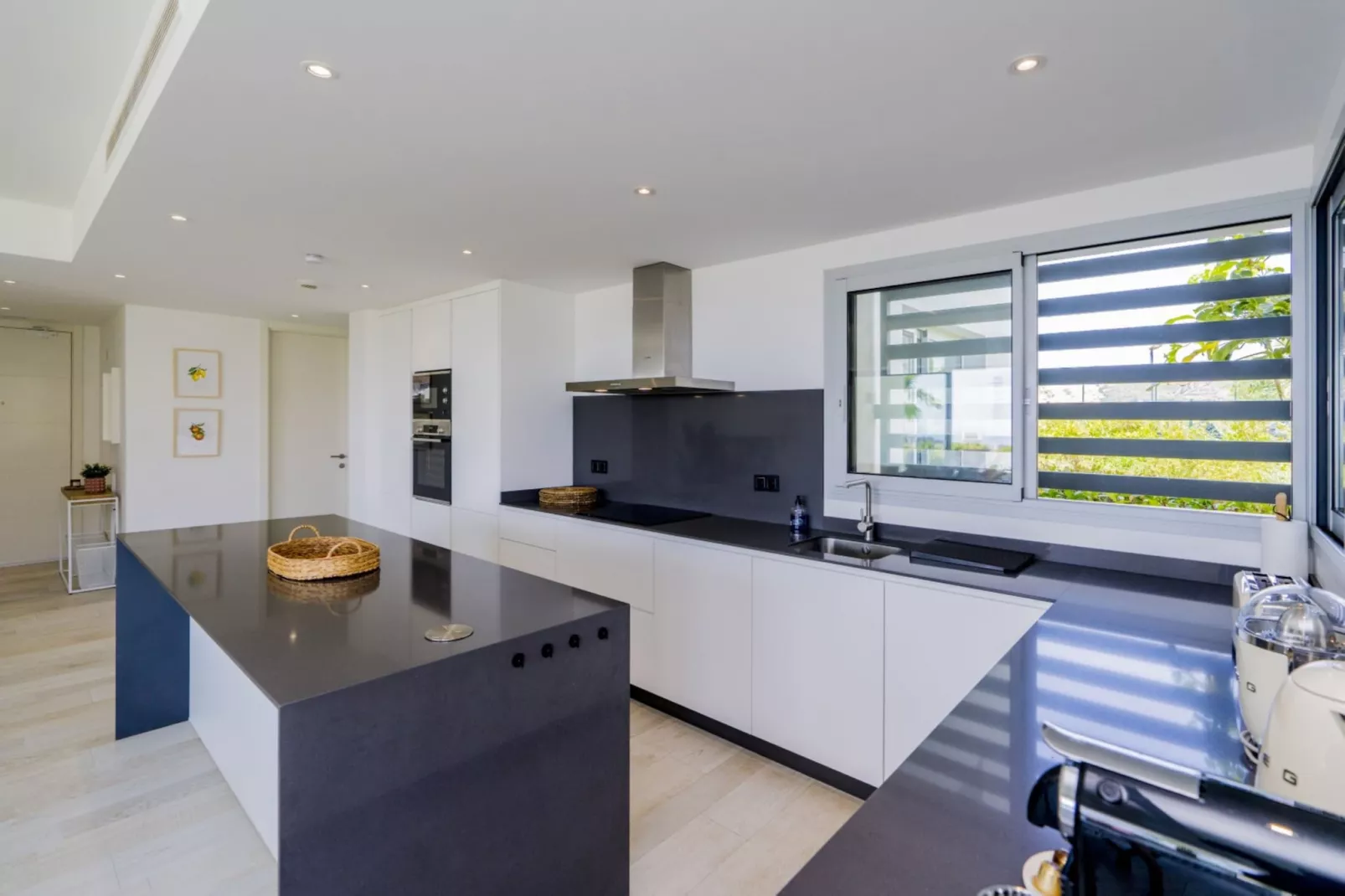 Stylish 3-Bed Apartment | Alcazaba Lagoon (1204) - Cuisine