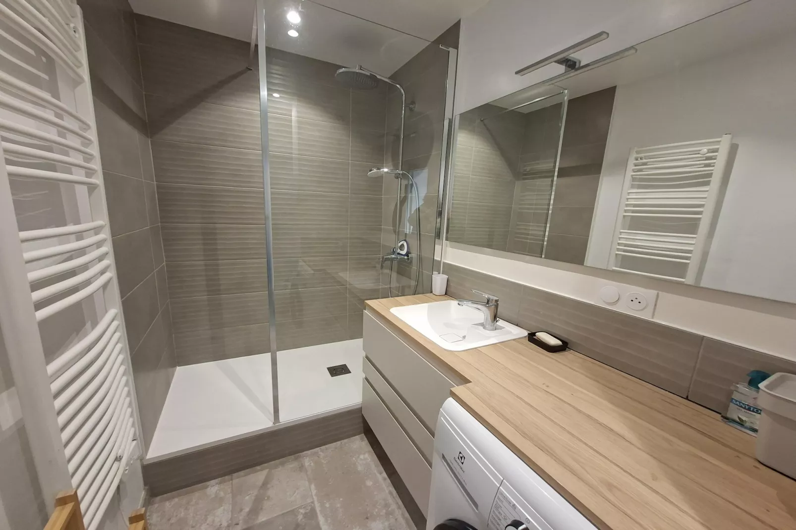 Ferienwohnung in Plougonvelin - Badezimmer