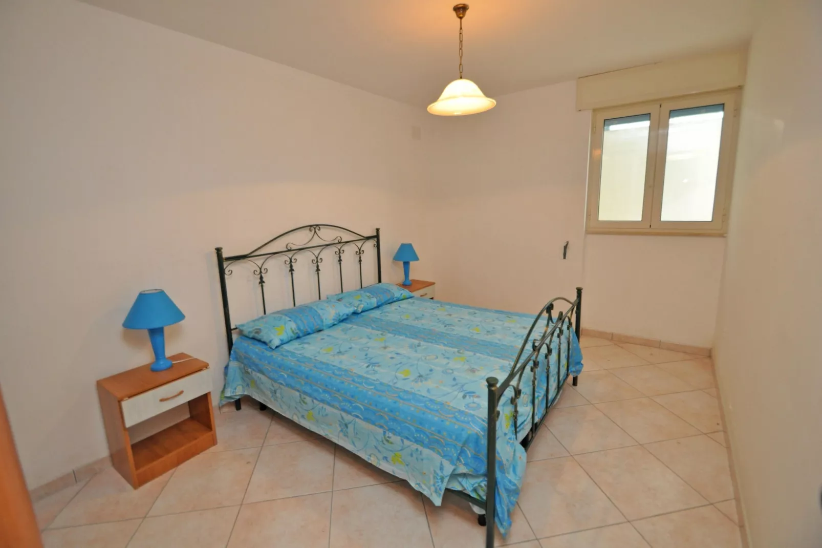 TS Trilo -1 - Bedroom