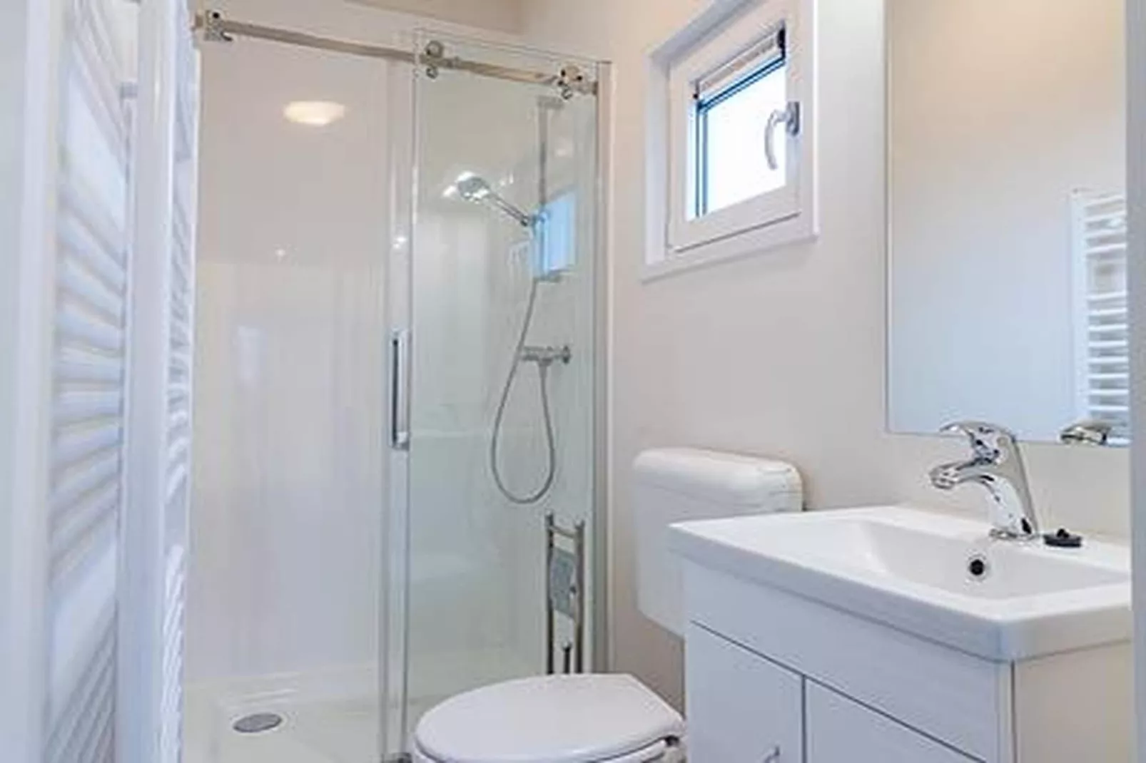 Duinhoeve chalet Schelp - Badezimmer