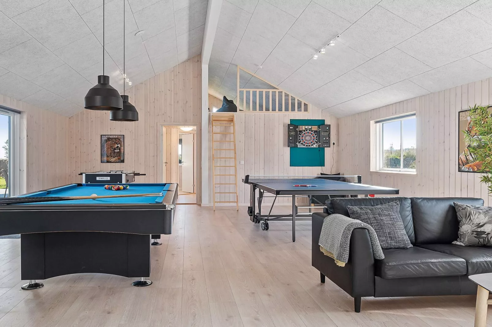 Maison de vacances pour 24 a Hasselberg - Intérieur
