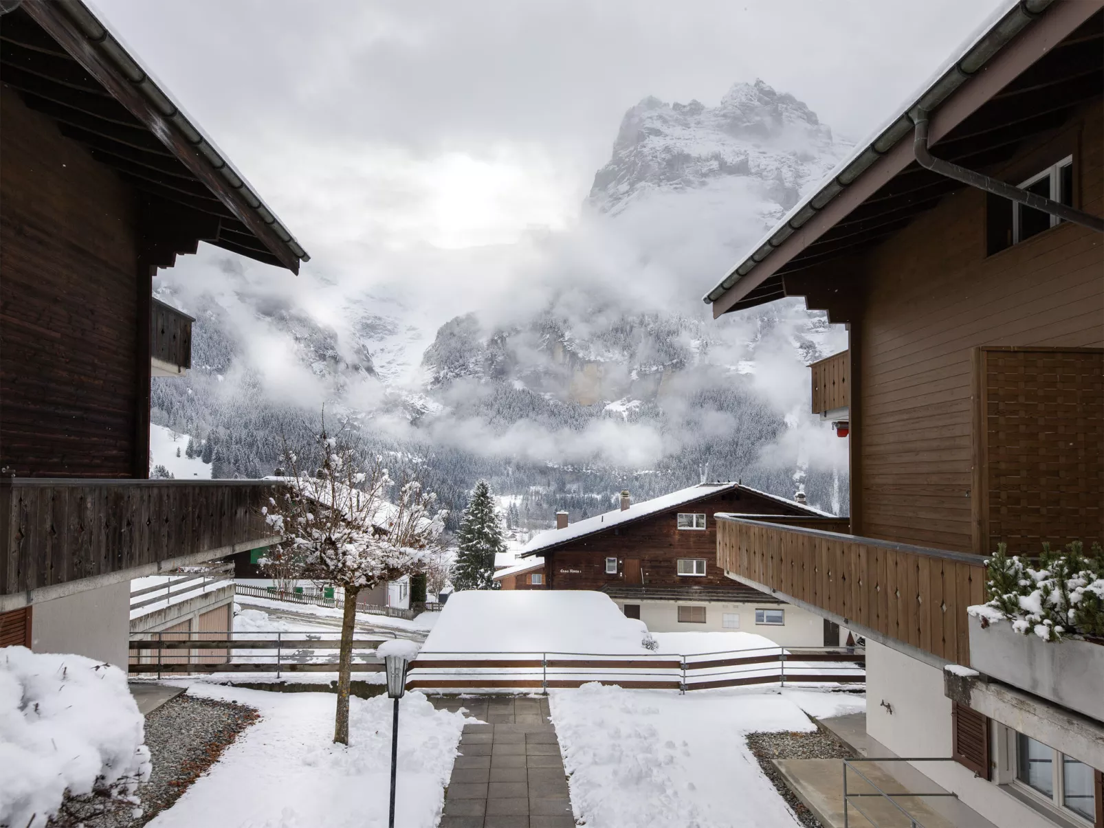 Chalet Almis-Bödeli - Draußen