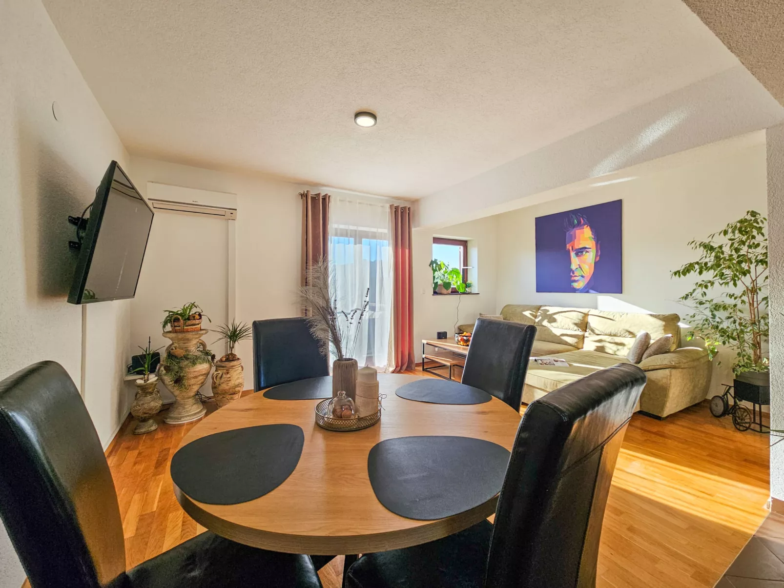 Sonus Silenti - Inside