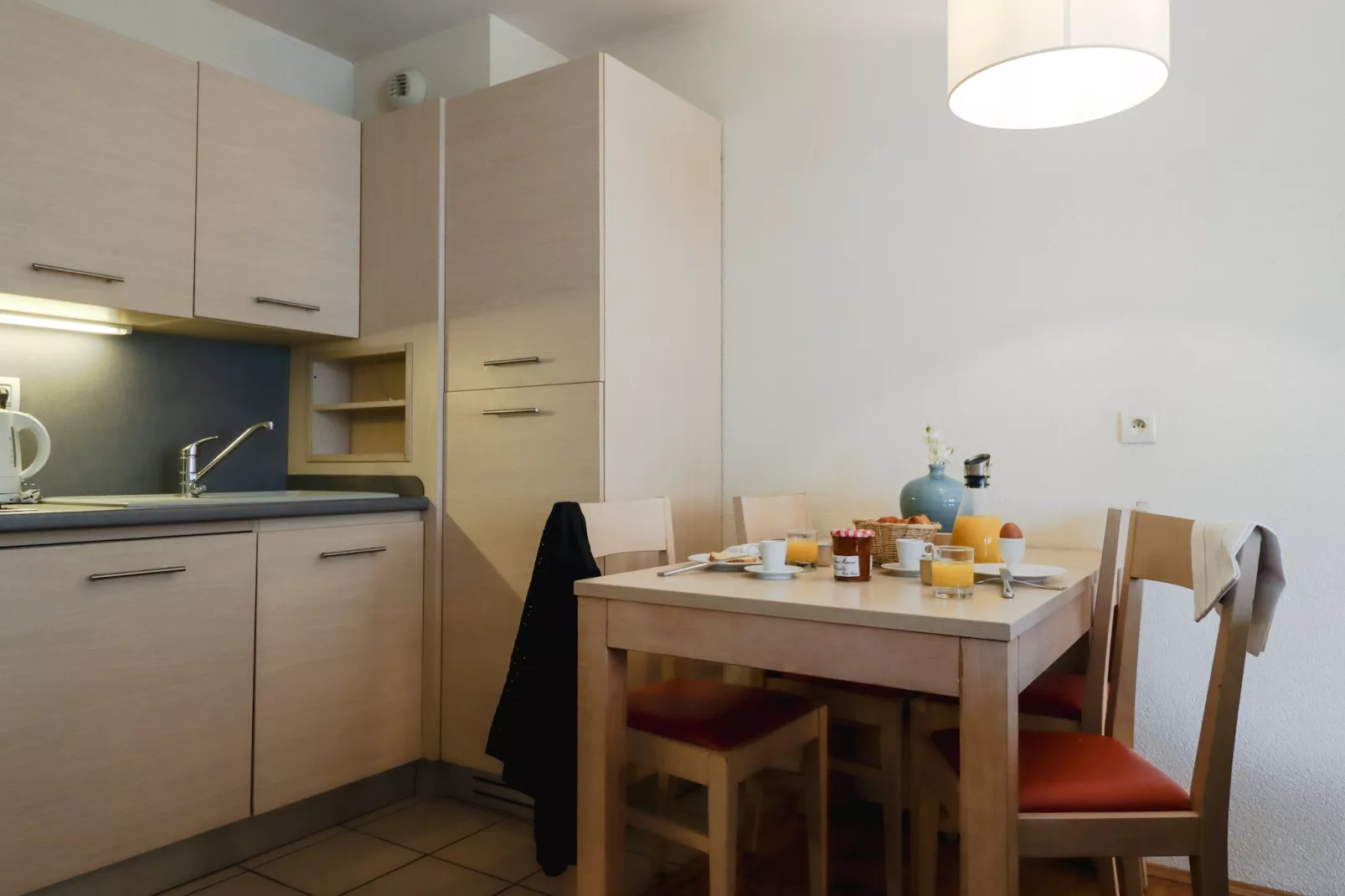 Adonis Divonne-les-Bains T3 - Kitchen