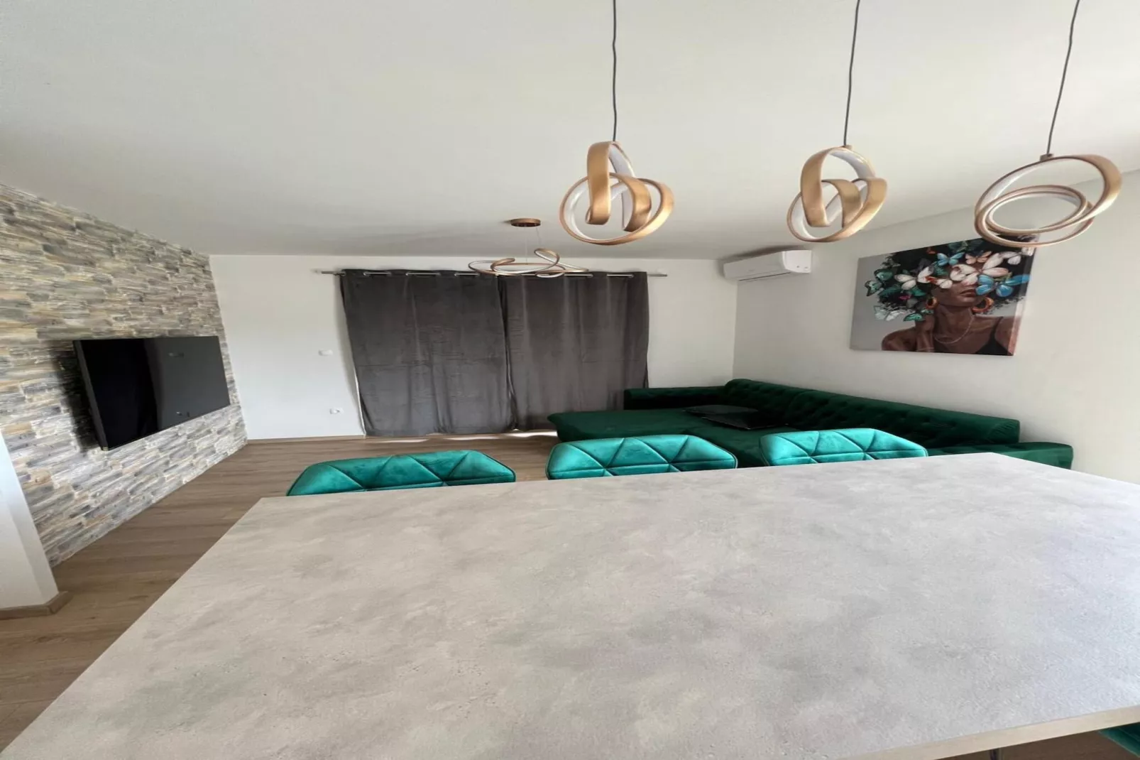 Four-Bedroom Apartment With Sea View - Badezimmer