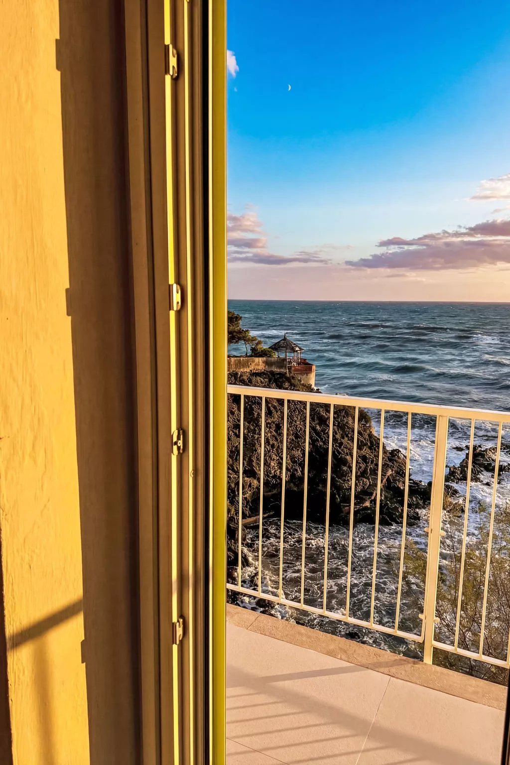 2 Zugänge zum Privatstrand - Roc Villa - Outside