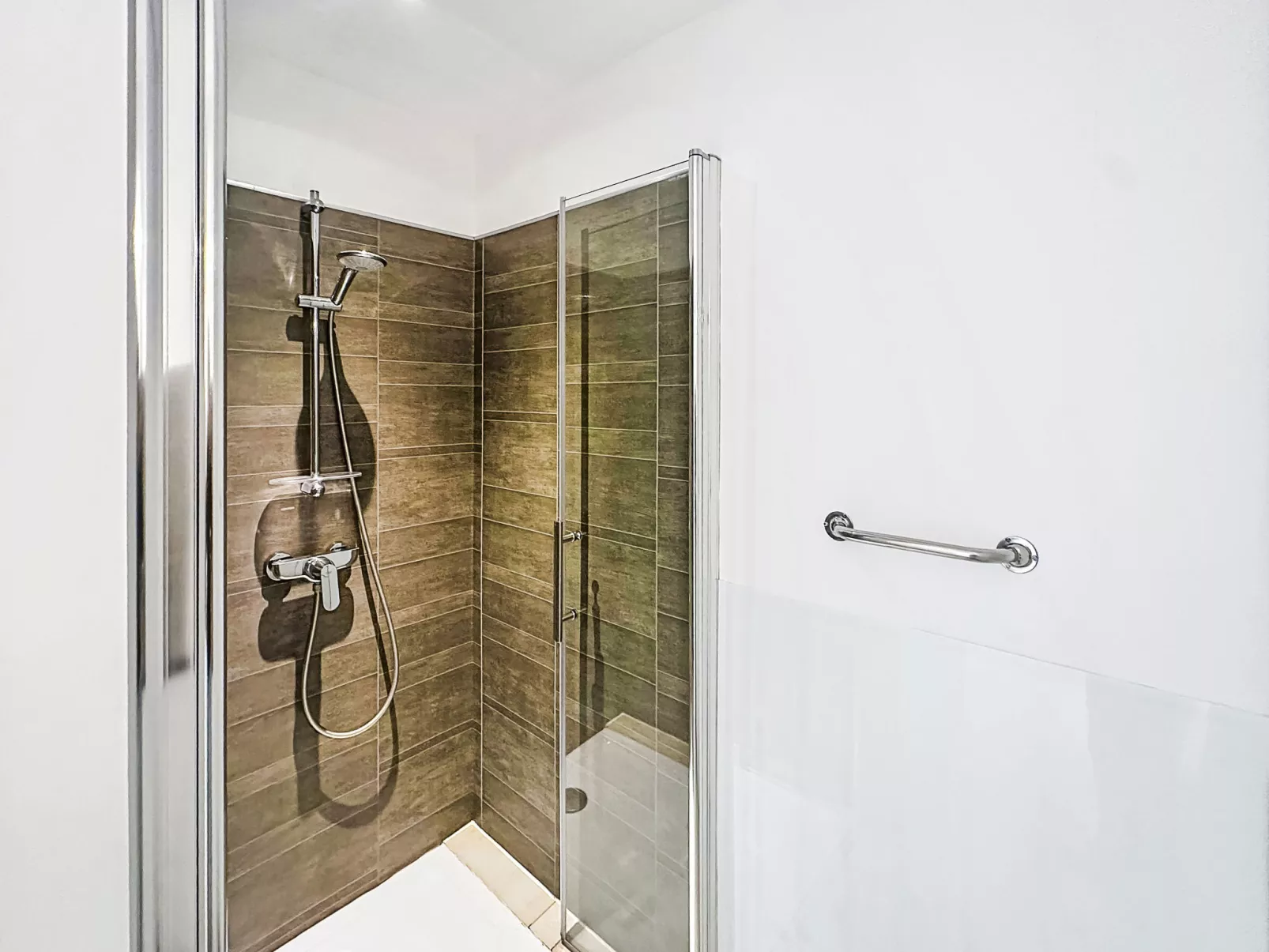 Le Perregaux - Inside