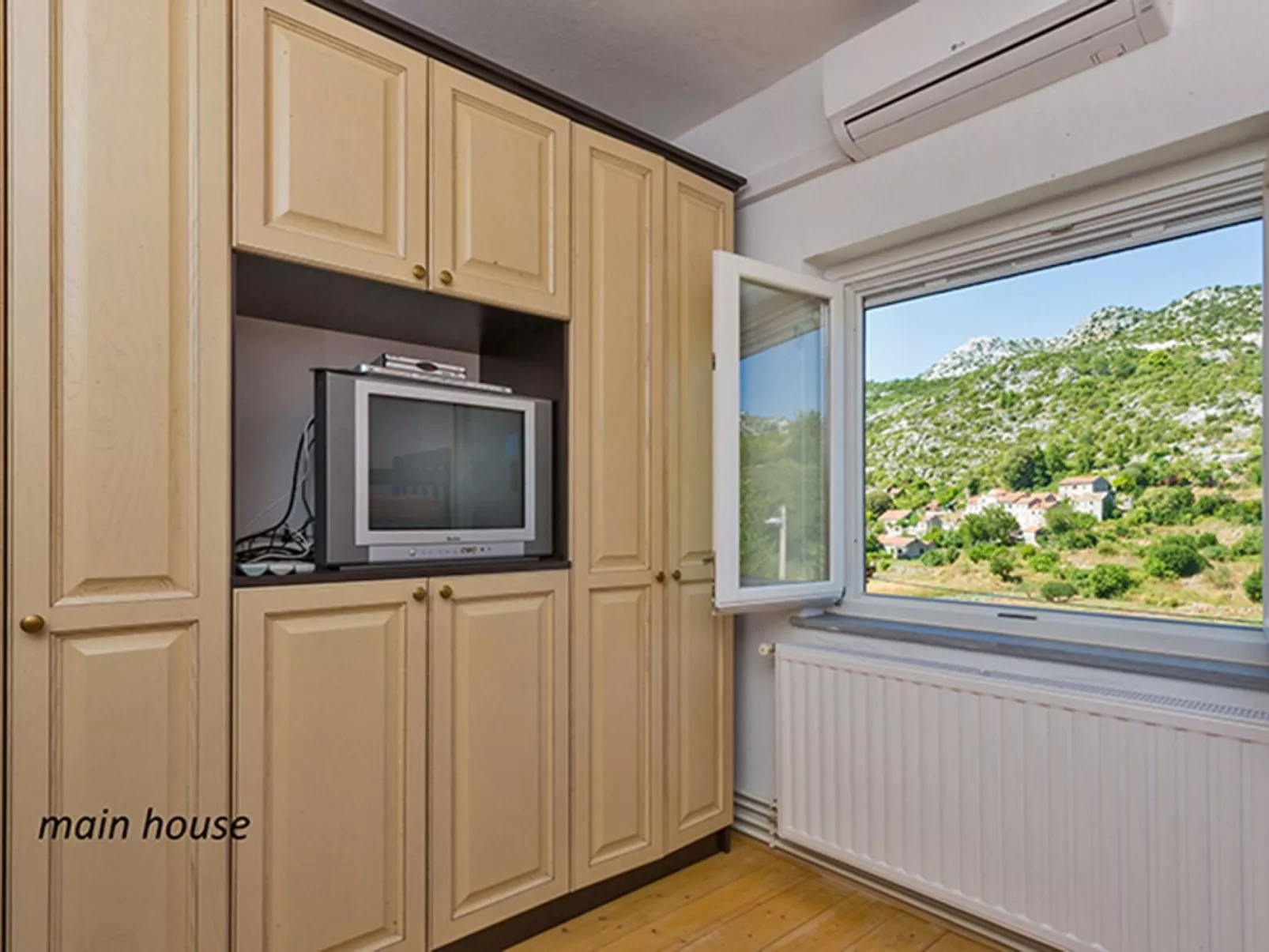 Villa mit Pool, Oslje - Dedans