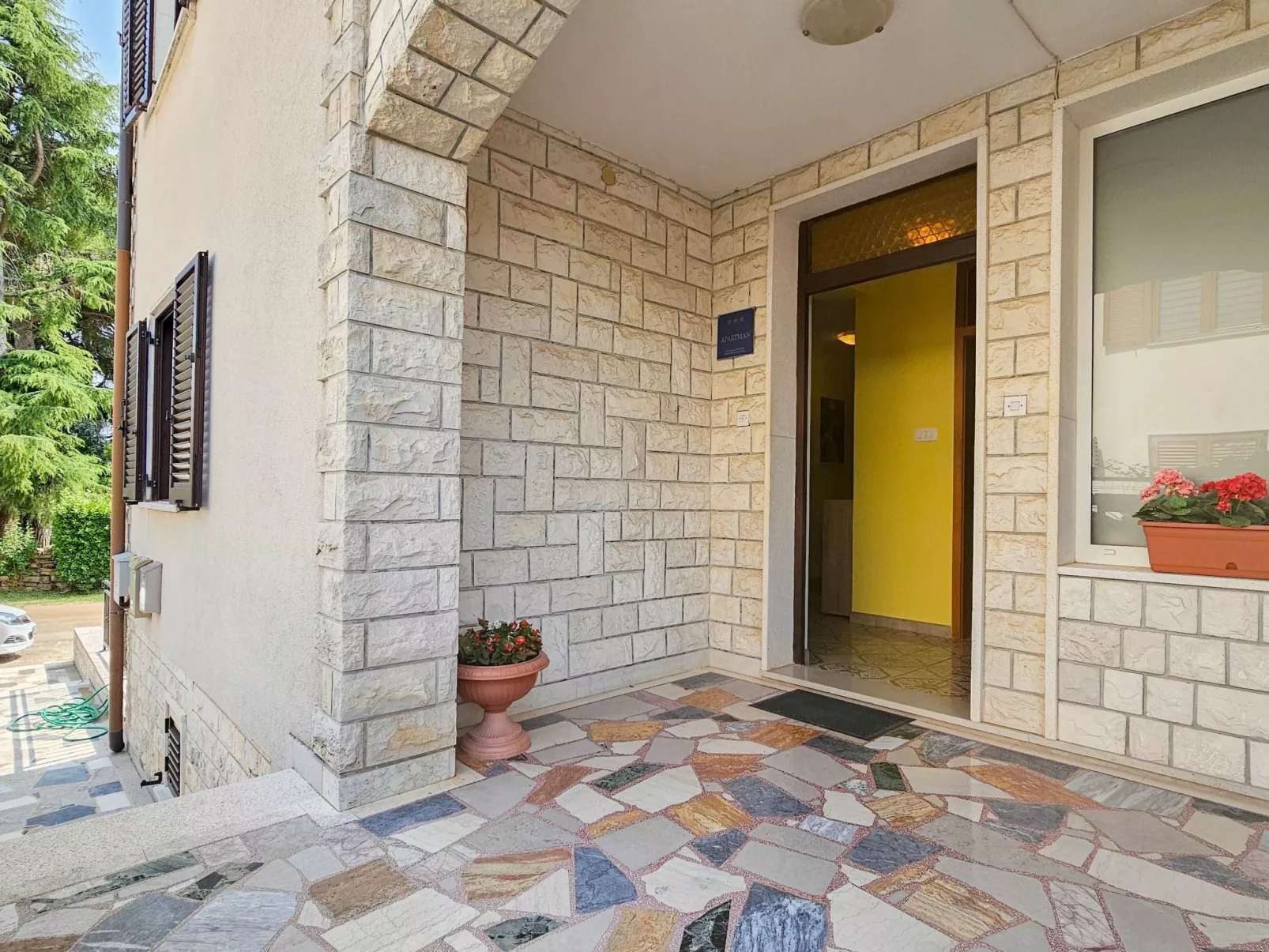 Wohnung "Aurelio" mit Terrasse - Dehors