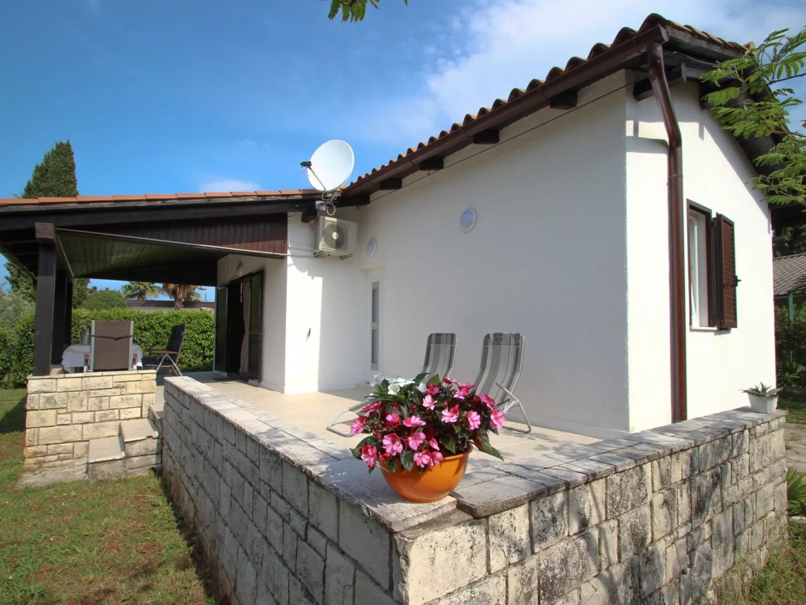 "Karpinjan" direkt am Strand - Outside